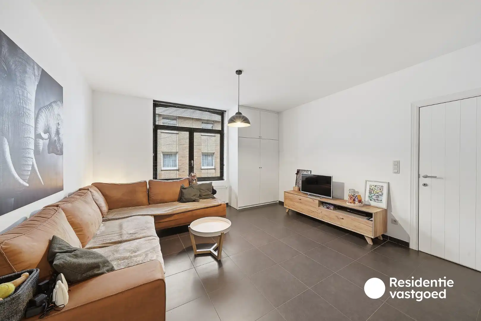 Karaktervolle en instapklare gezinswoning met vier slaapkamers foto 5