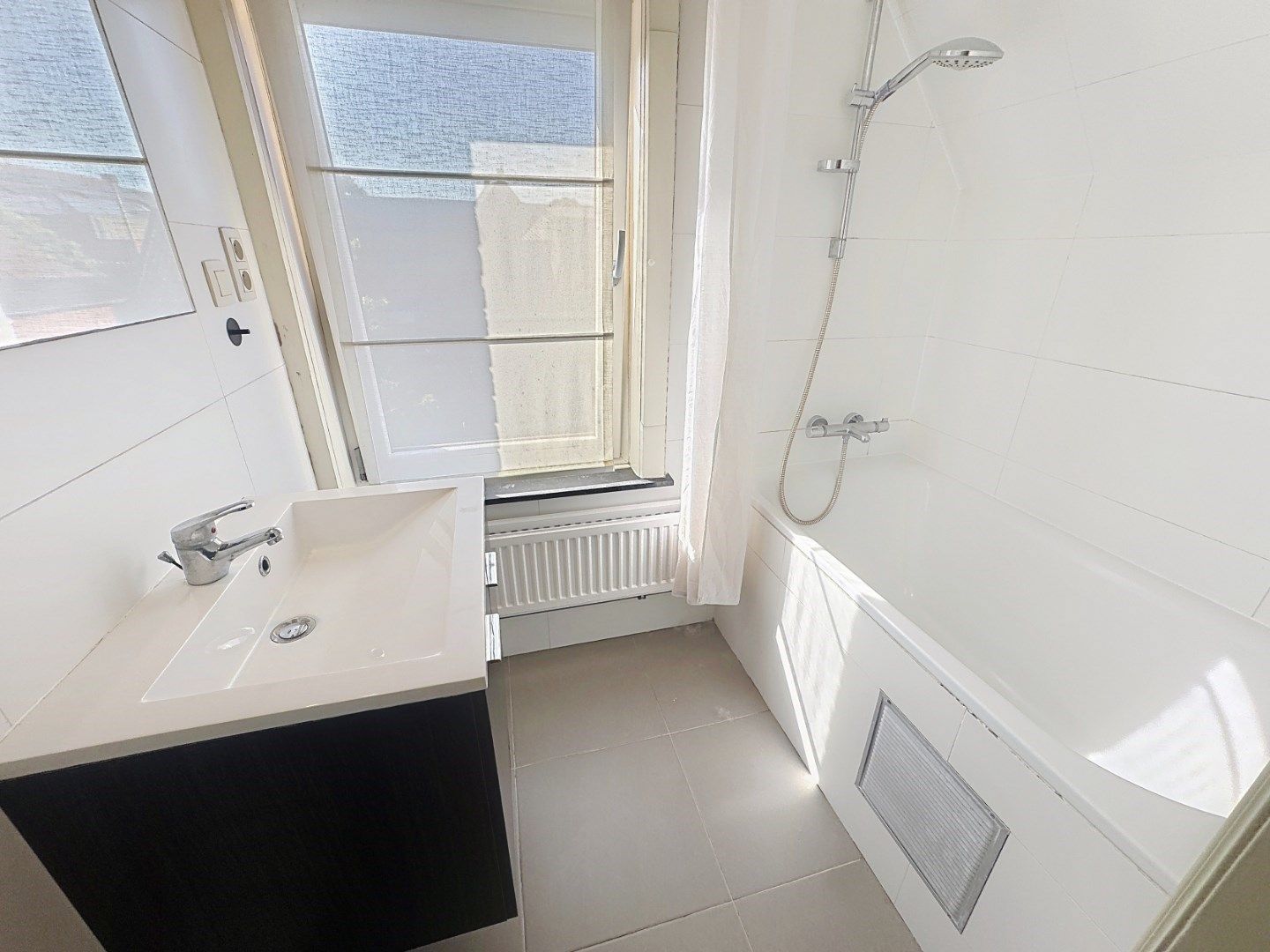 Instapklare en ruime woning met 3slpks en tuin foto 20