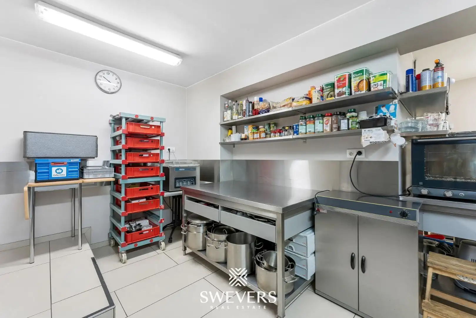 Instapklaar handelspand te huur in Beverlo foto 15