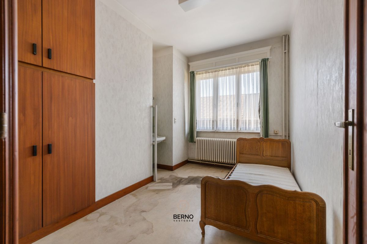 Karaktervolle woning met art-deco elementen en dubbele garage. foto 14
