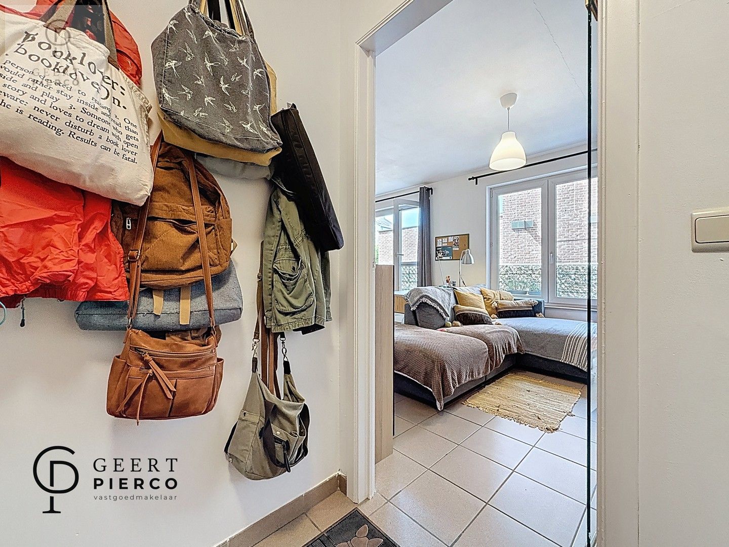Gelijkvloers appartement met ruim terras foto 13