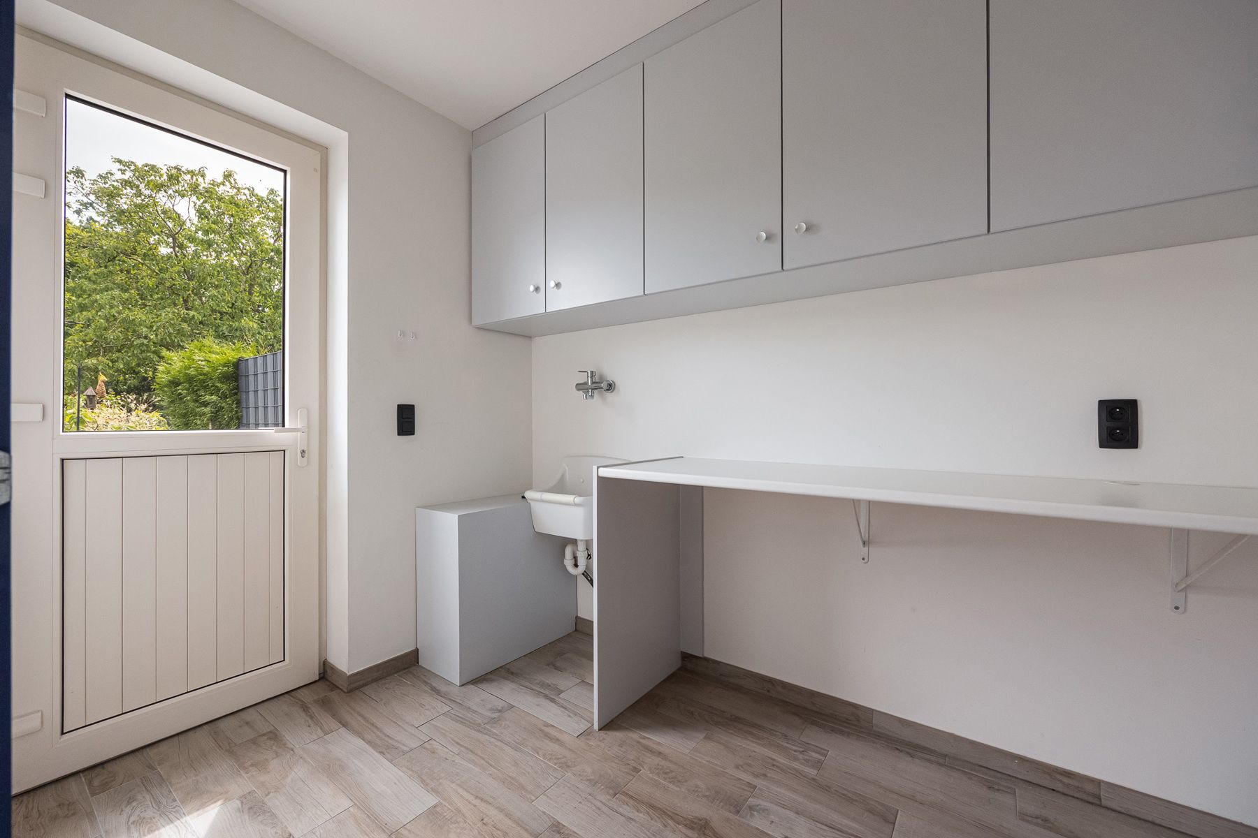Ruime energiezuinige woning met 4 slaapkamers en zuid georiënteerde tuin.  foto 9