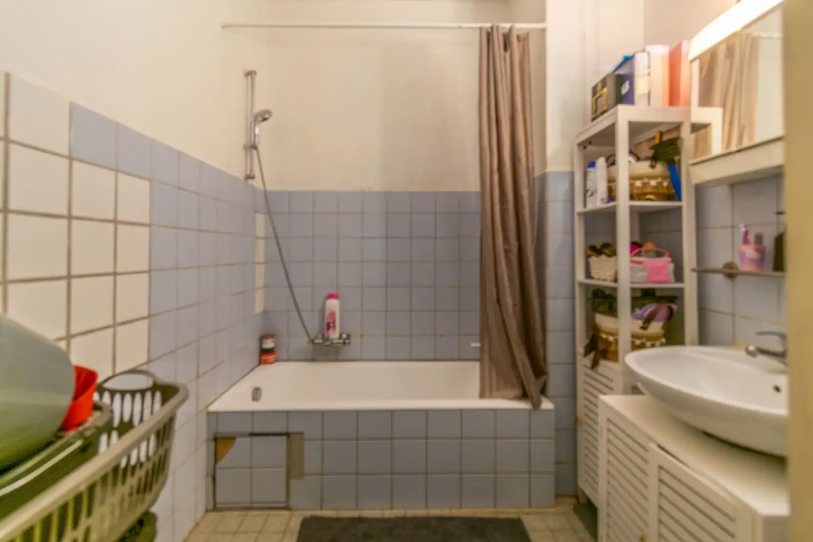 Een welgelegen 2-slaapkamerappartment van ca. 100m² foto 7