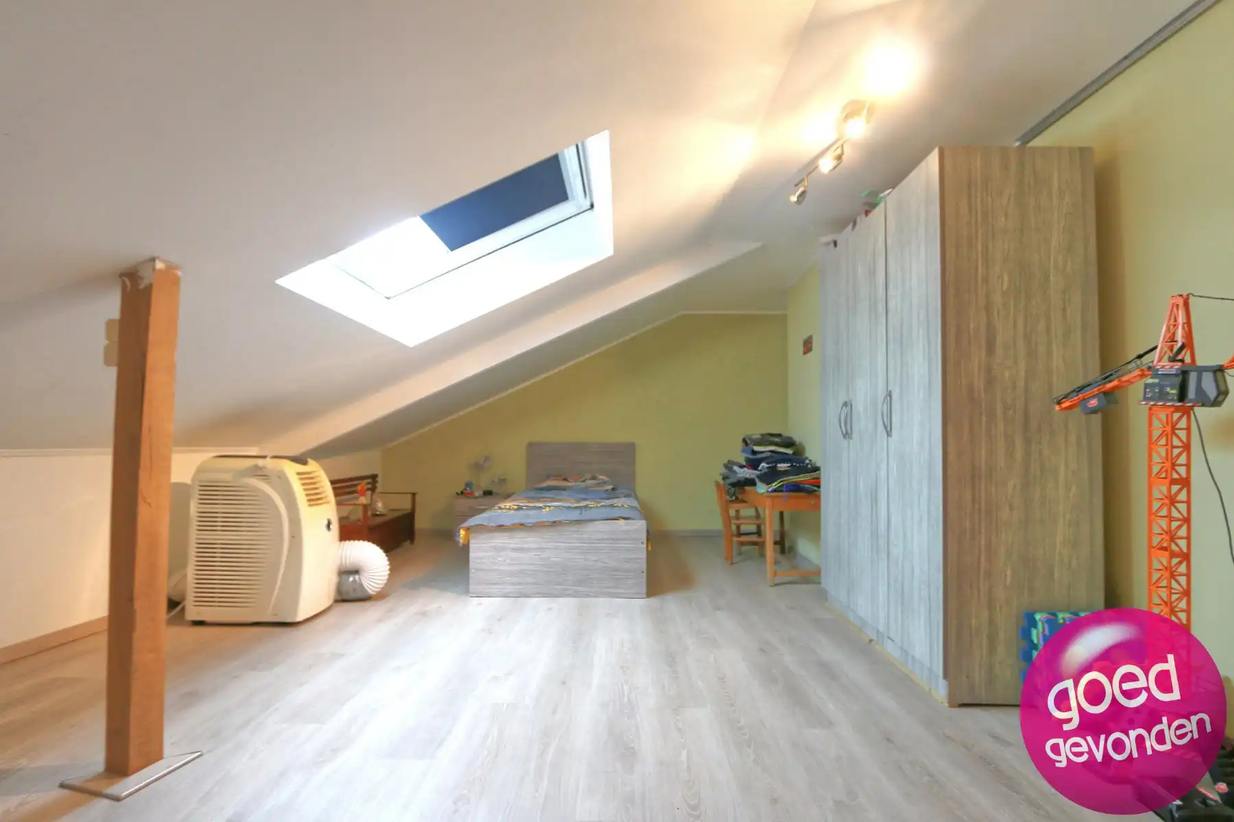 WONING - 4 SLK - 2 KEUKENS - 2 BDK - TERRAS - TUIN - PARKING foto 36