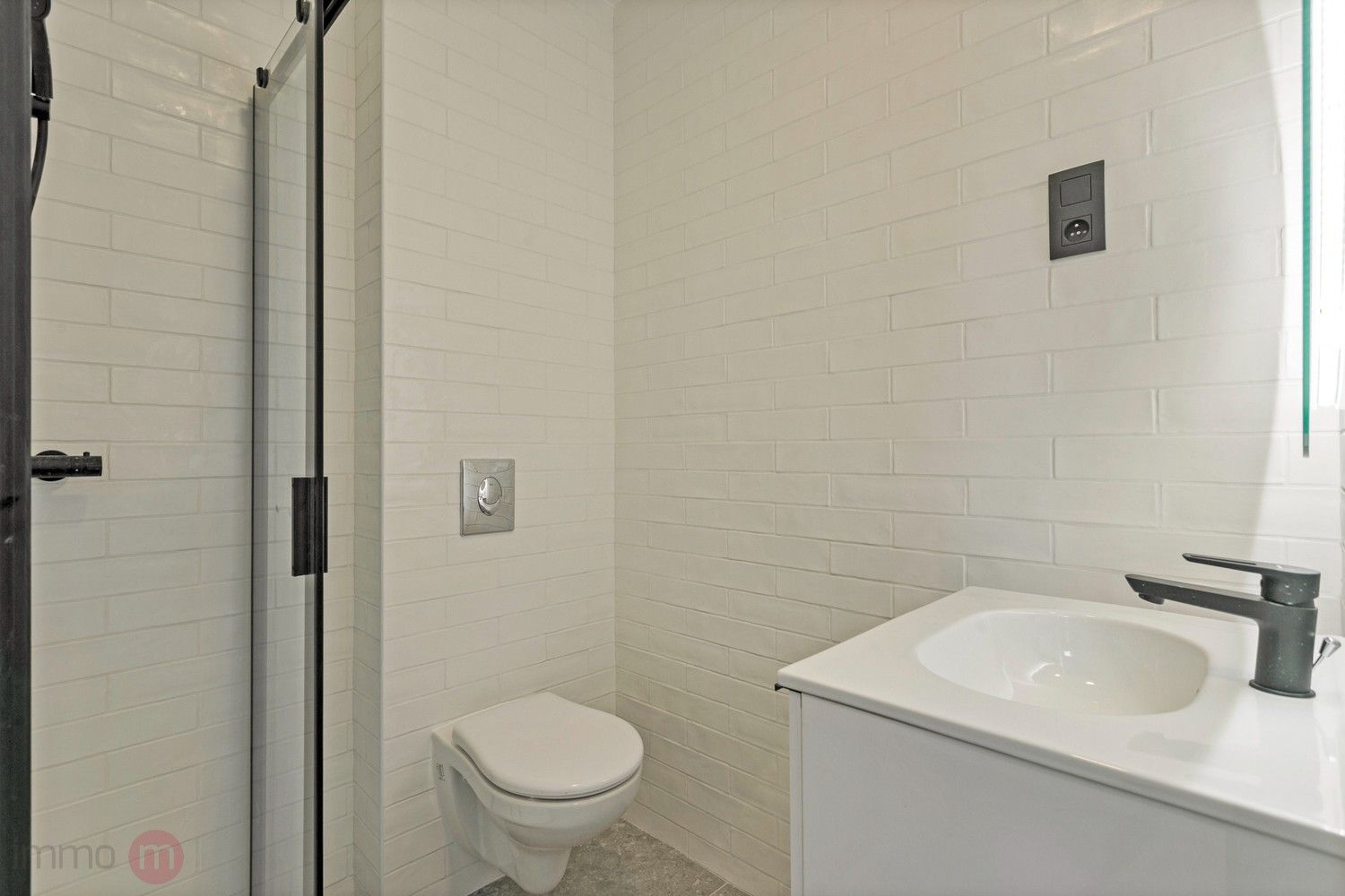 Kamers met eigen sanitair Tiensestraat 190. Prijs vanaf 690 euro/maand en 100 euro/maand kosten foto 8
