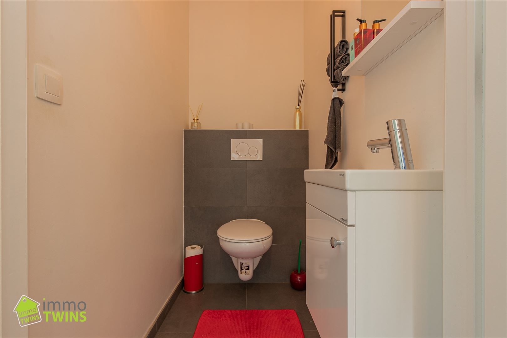 Luxueus penthouse met ruim terrassen en prachtig uitzicht in residentie Vroonhof foto 23