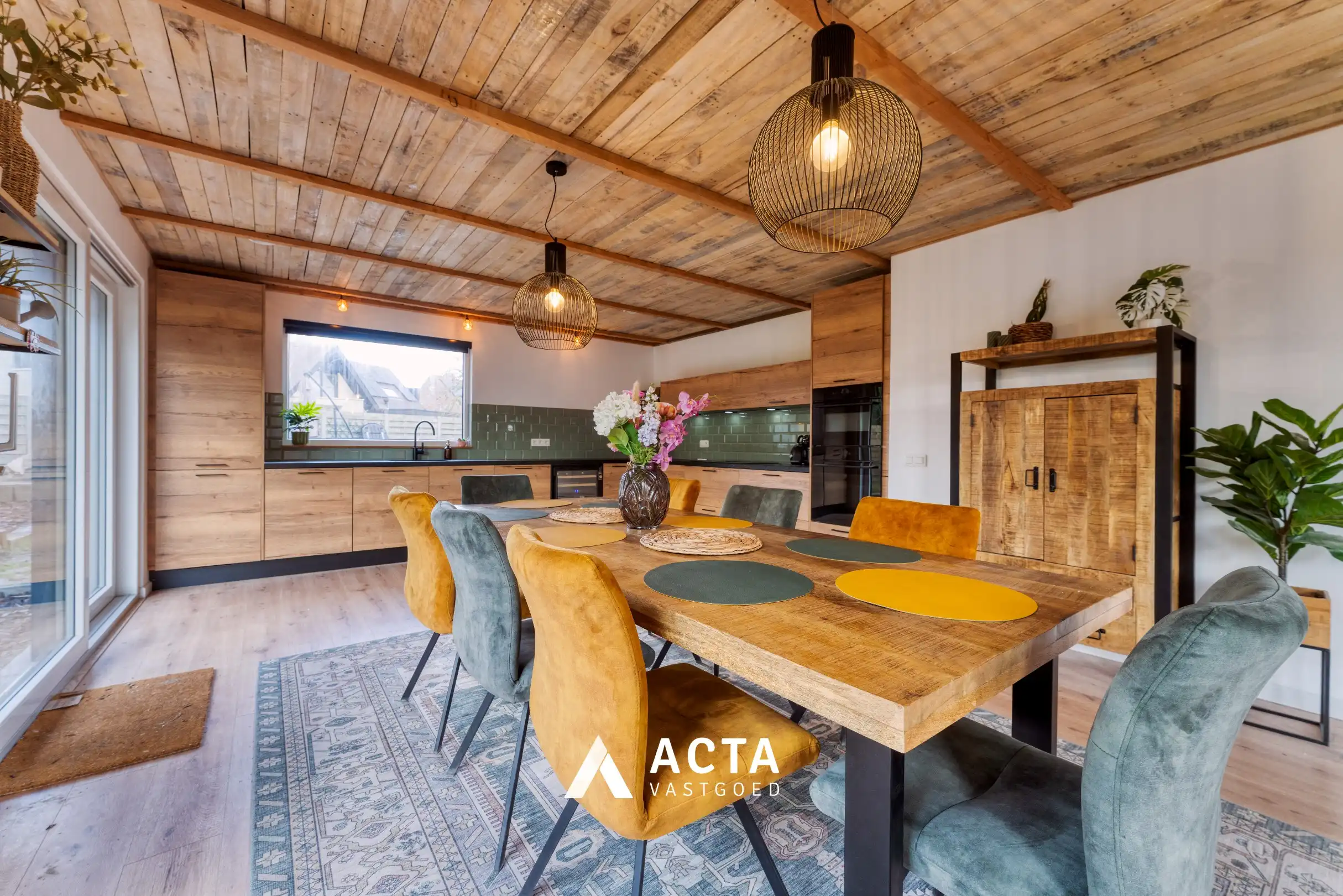 Gerenoveerde villa met vier slaapkamers in de Vicognewijk! foto 4