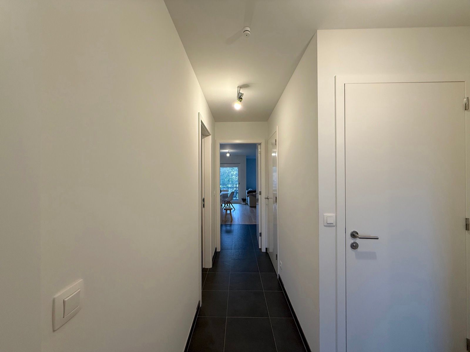 Zonnig appartement met 2 slaapkamers, terras en staanplaats foto 22