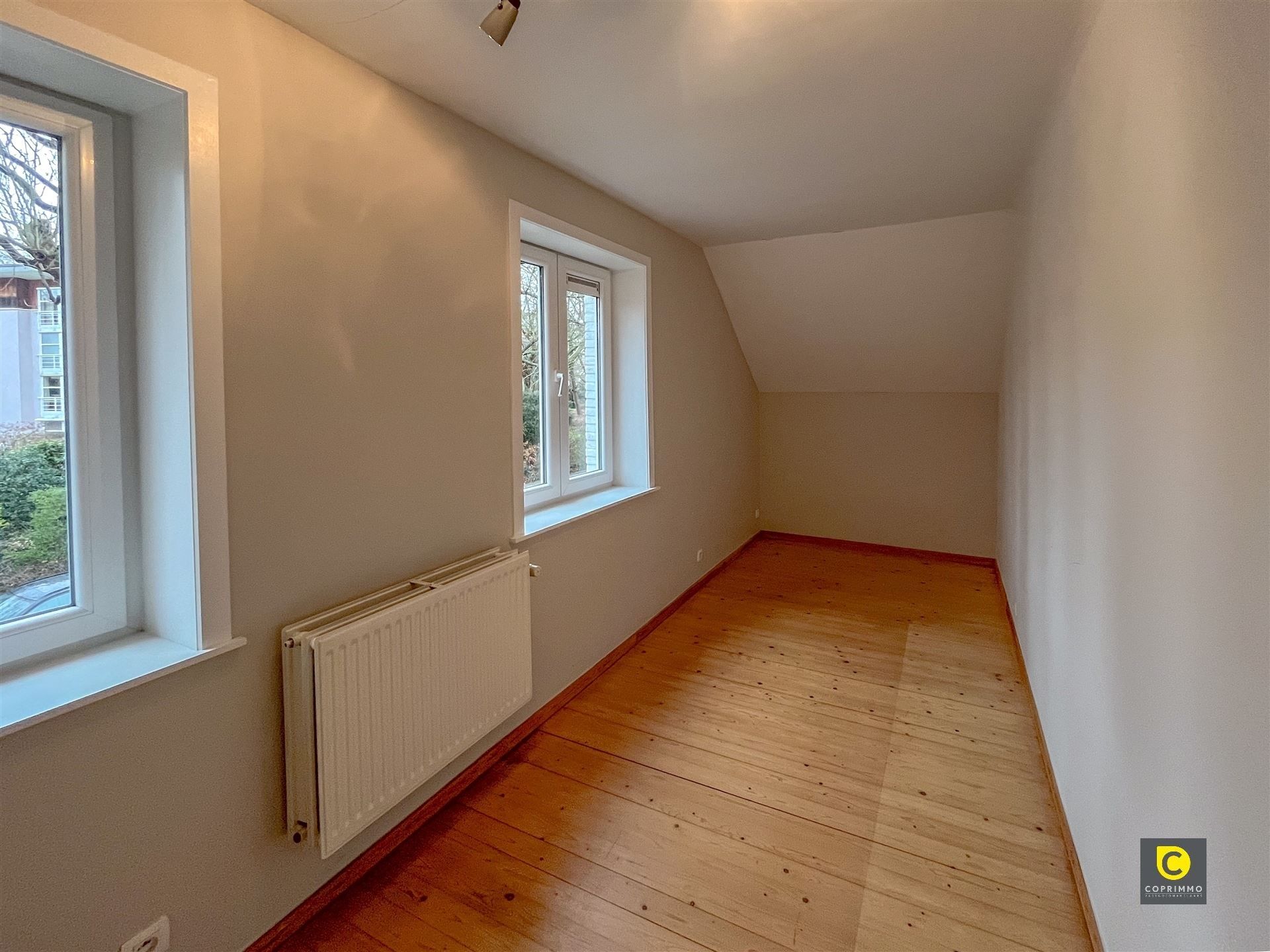 Vrijstaande swoning met 2 Slp foto 9