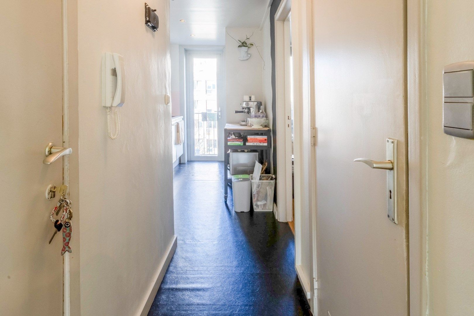 Instapklaar en goed gelegen 1slp. app. foto 9