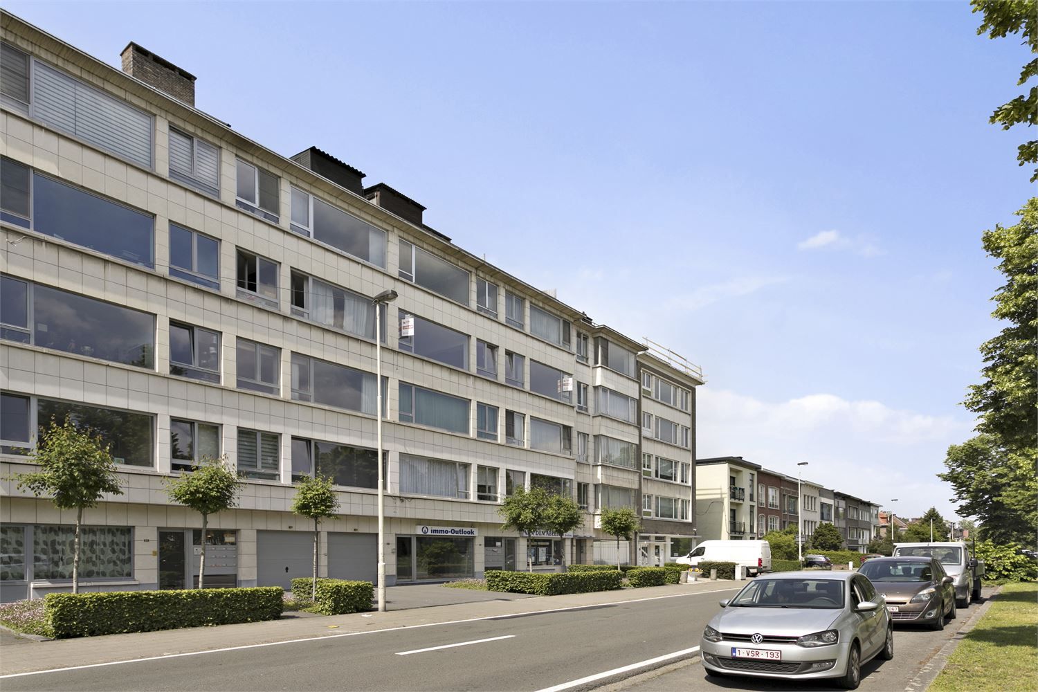 Volledig vernieuwd appartement in Wilrijk foto 2