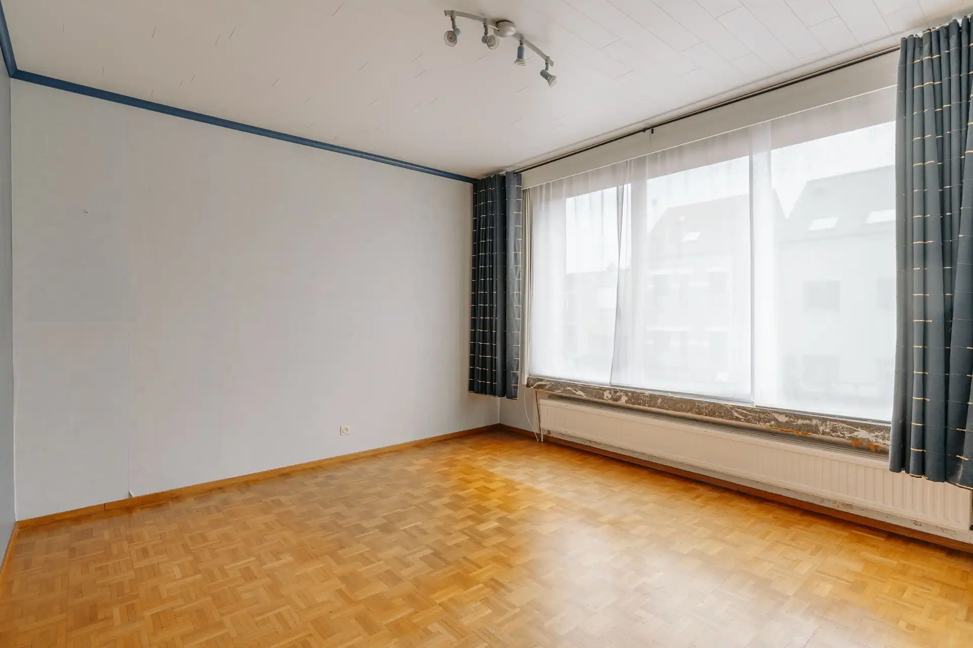 Karaktervolle bel-étage met grote tuin foto 8