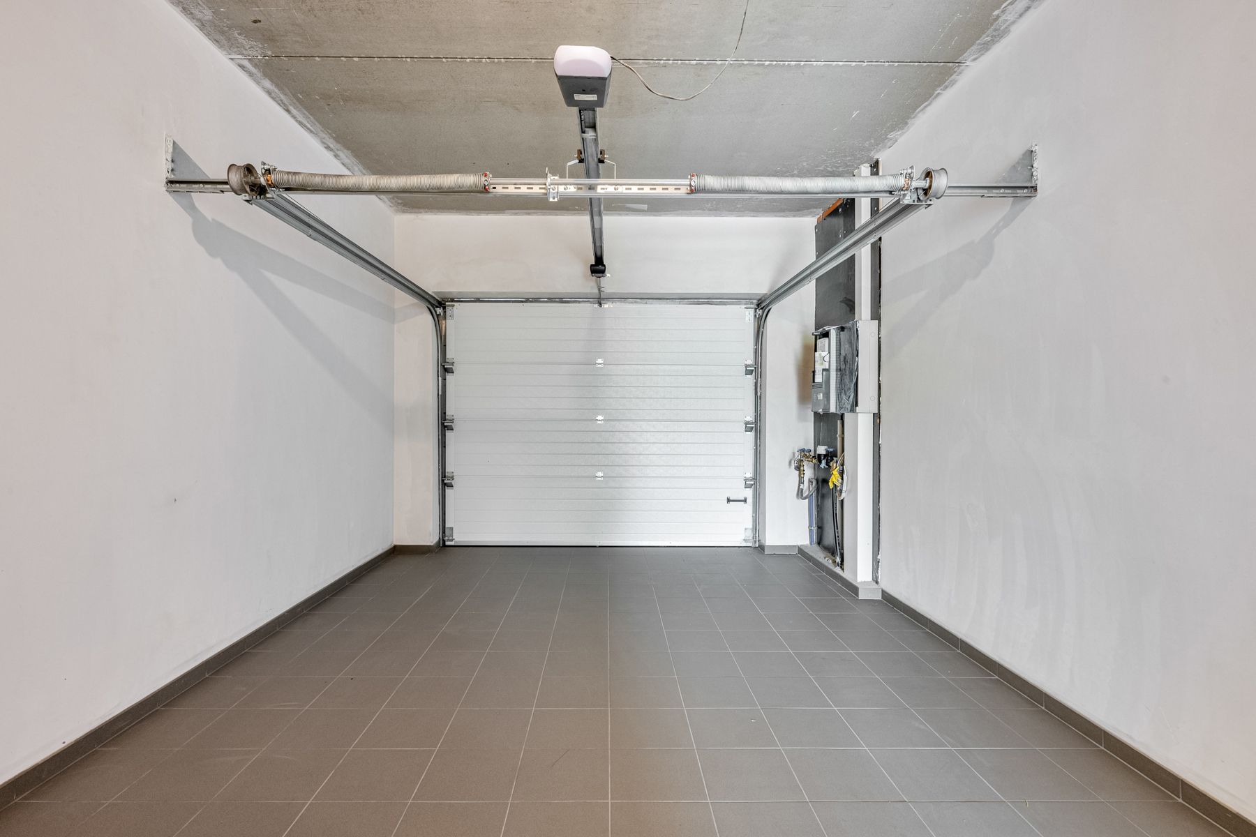 Instapklare nieuwbouwwoning met uitzicht op de velden foto 9