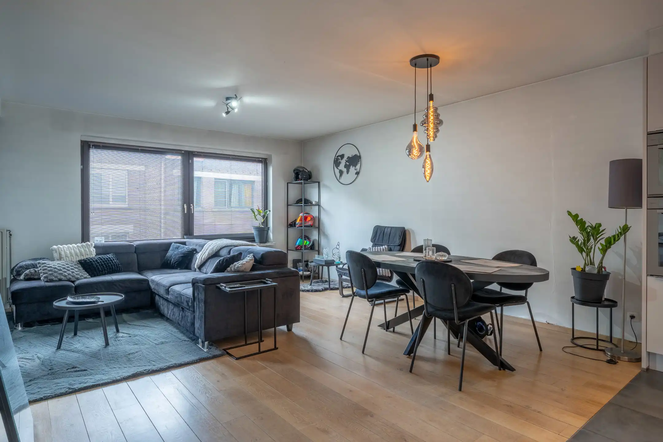 Gunstig gelegen 2 slpk app met garagebox te Turnhout foto 3