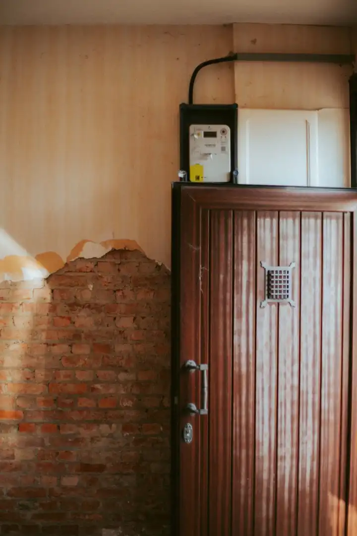 Renovatiewoning met grote garage foto 27