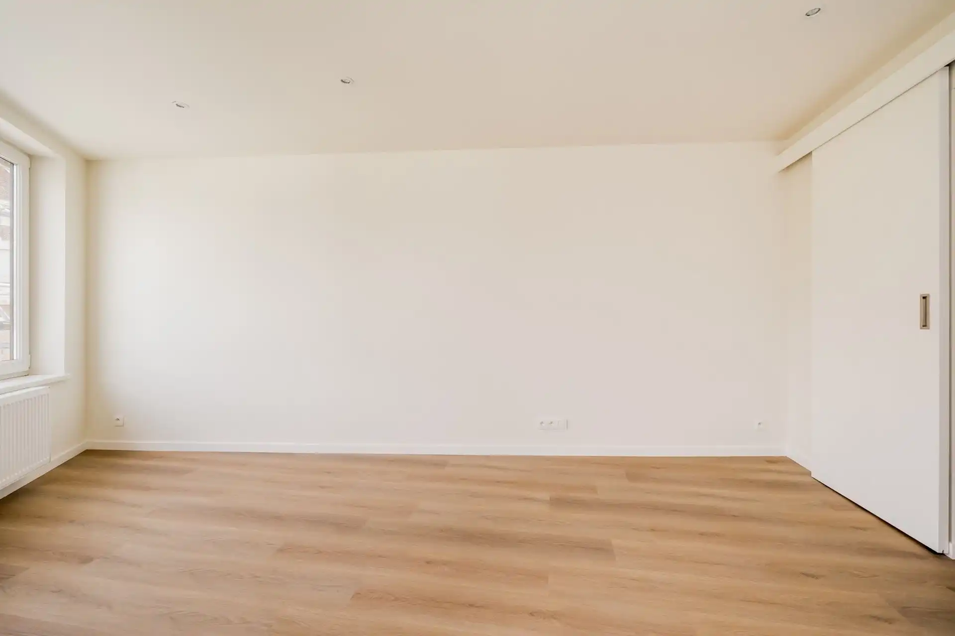 Stijlvol wonen met een aparte werkruimte in Mechelen foto 19