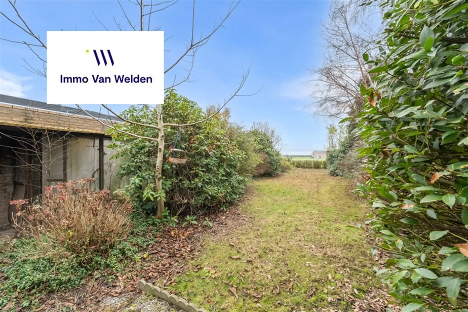 Te renoveren halfopen woning met garage en tuin in landelijke omgeving te Wortegem-Petegem. foto 17