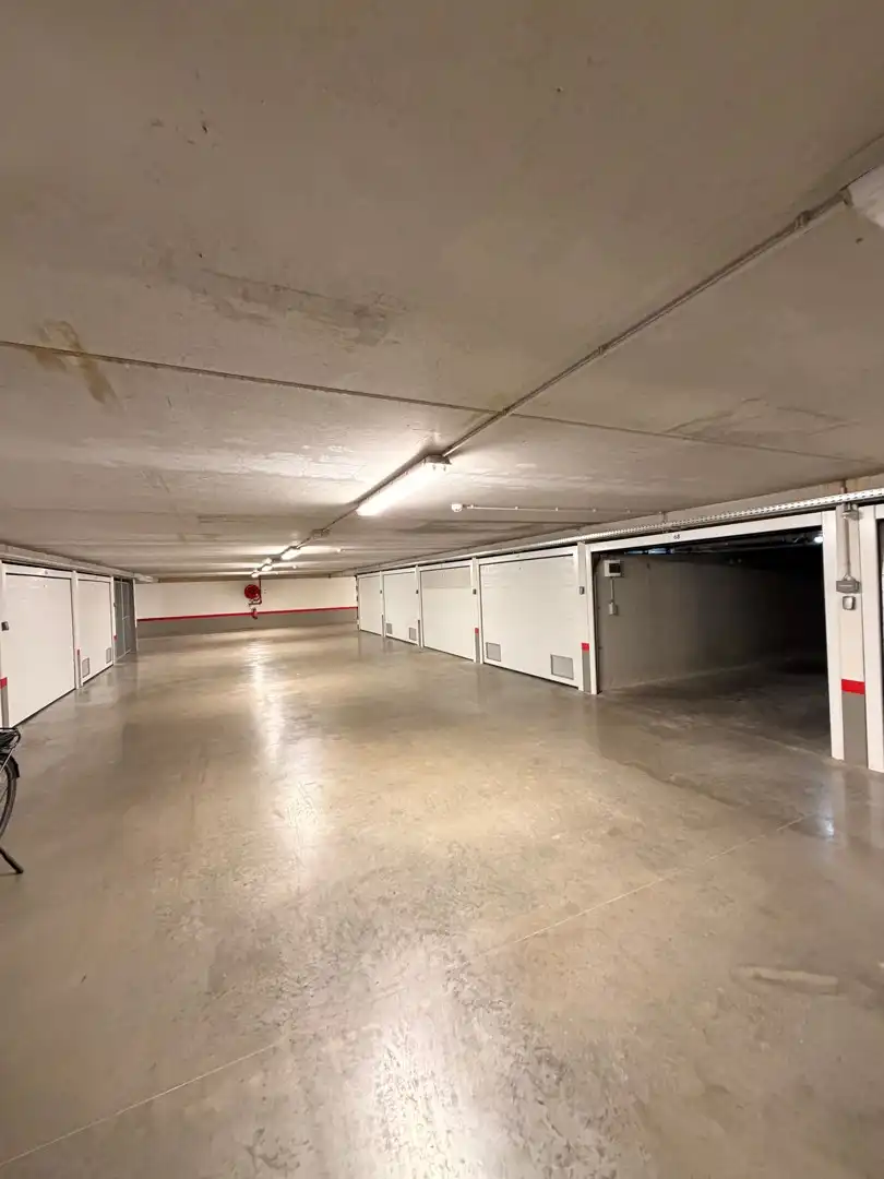 Garage te huur foto 3