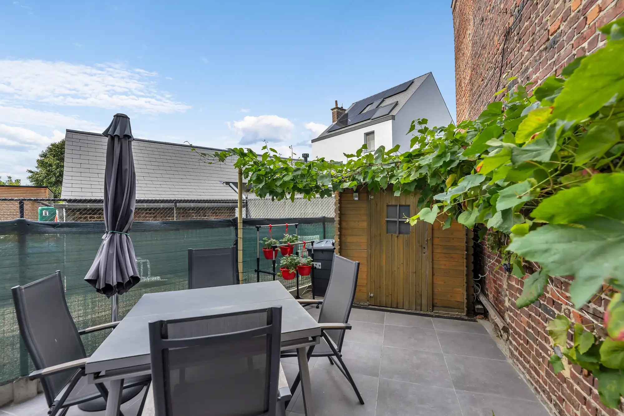 Compleet gerenoveerde woning met terras te Roosdaal foto 17