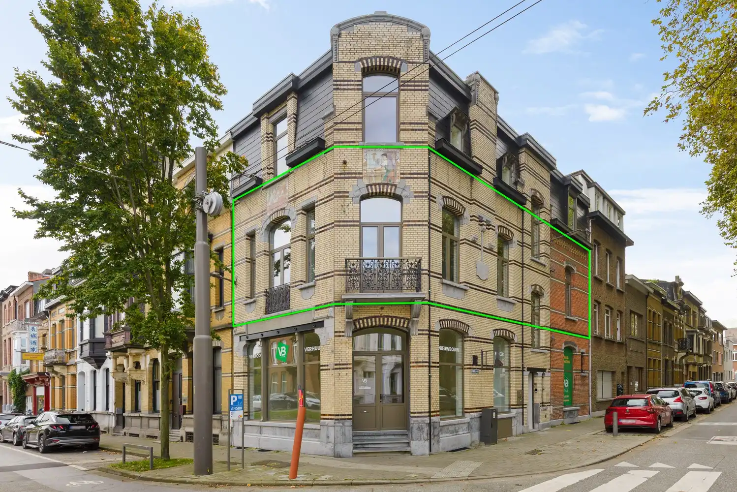 Gerenoveerd appartement met 2 slaapkamers , buitenruimte en groen zicht foto 19