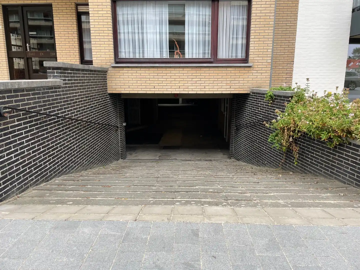 Garagebox op centrale ligging te Nieuwport-Bad foto 3