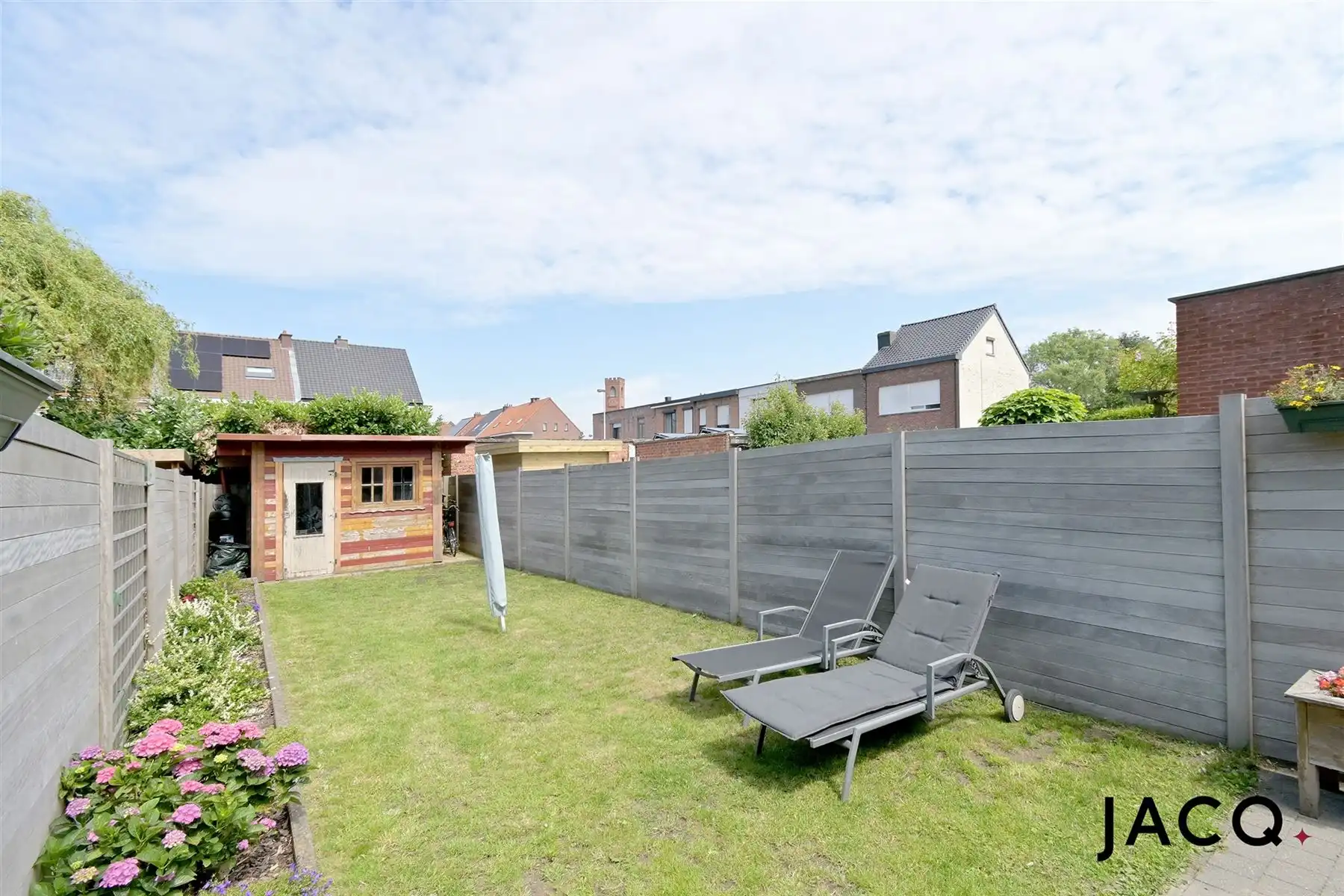 Gerenoveerde woning (2010) met 3slpk's en gezellige tuin! foto 21