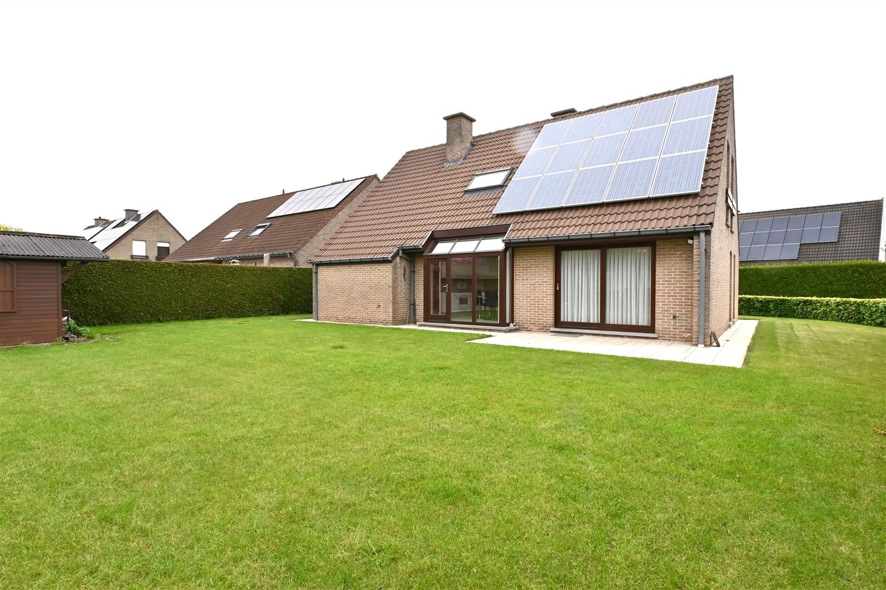 instapklare woning op 606 m² na bij de Gavers foto 2