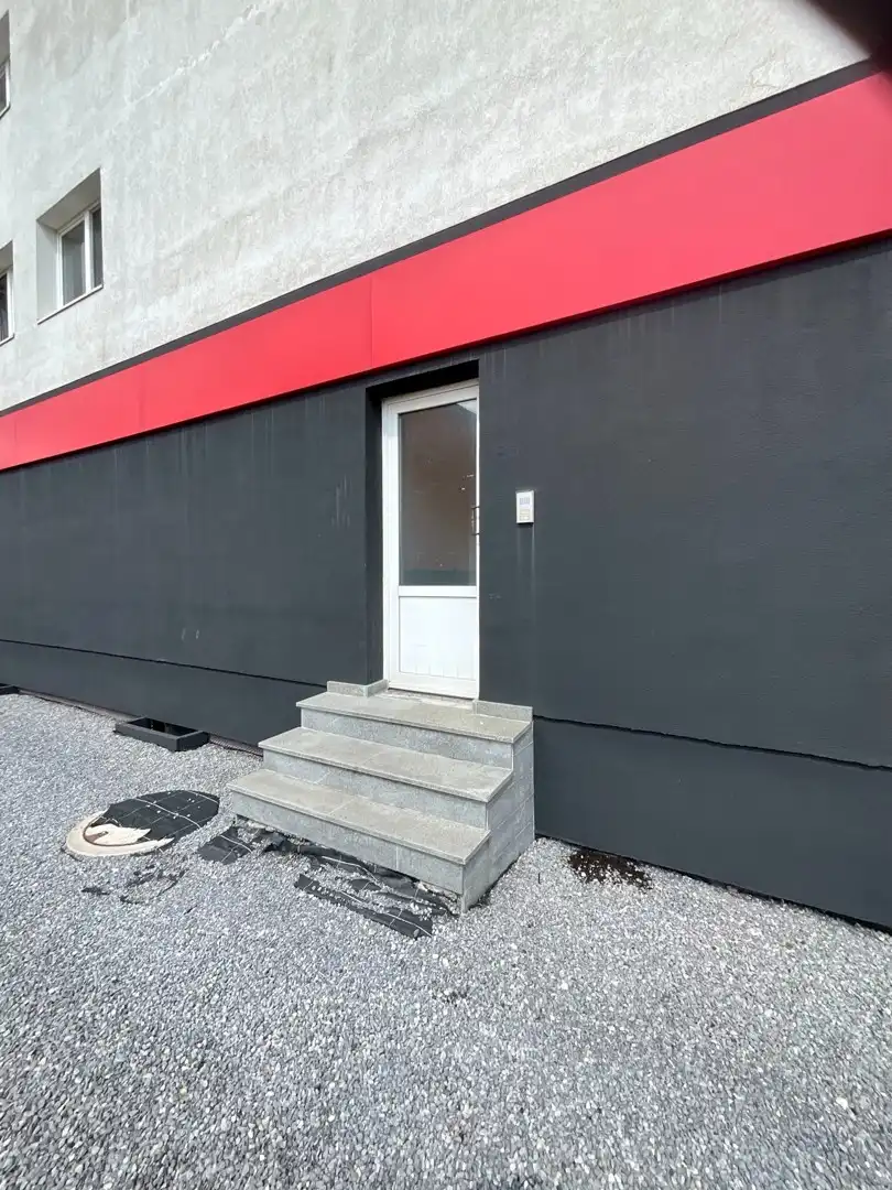 Handelspand en 2 appartementen gelegen te Houthalen-Helchteren foto 13