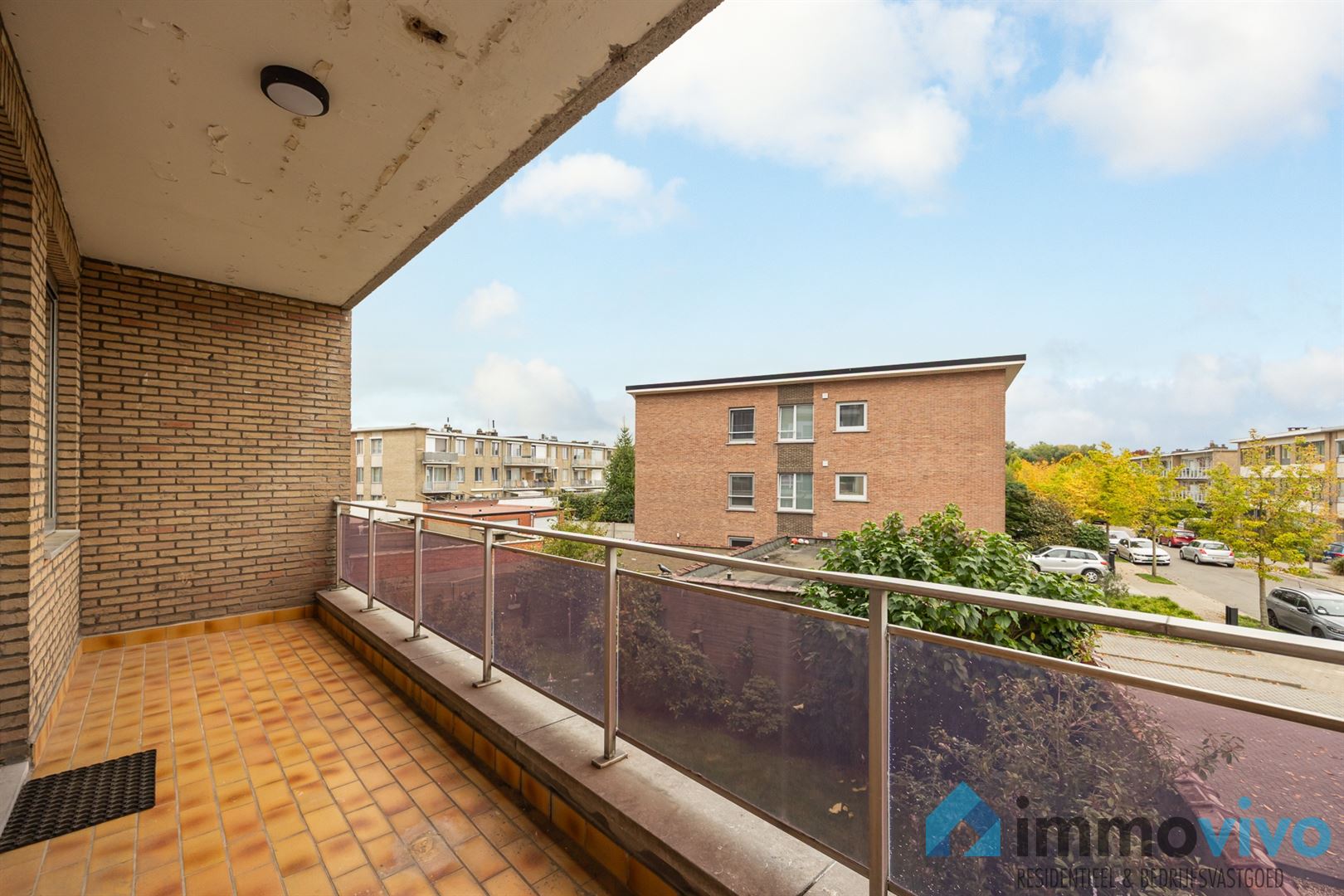 Instapklare studio met ruime living en breed terras foto 12