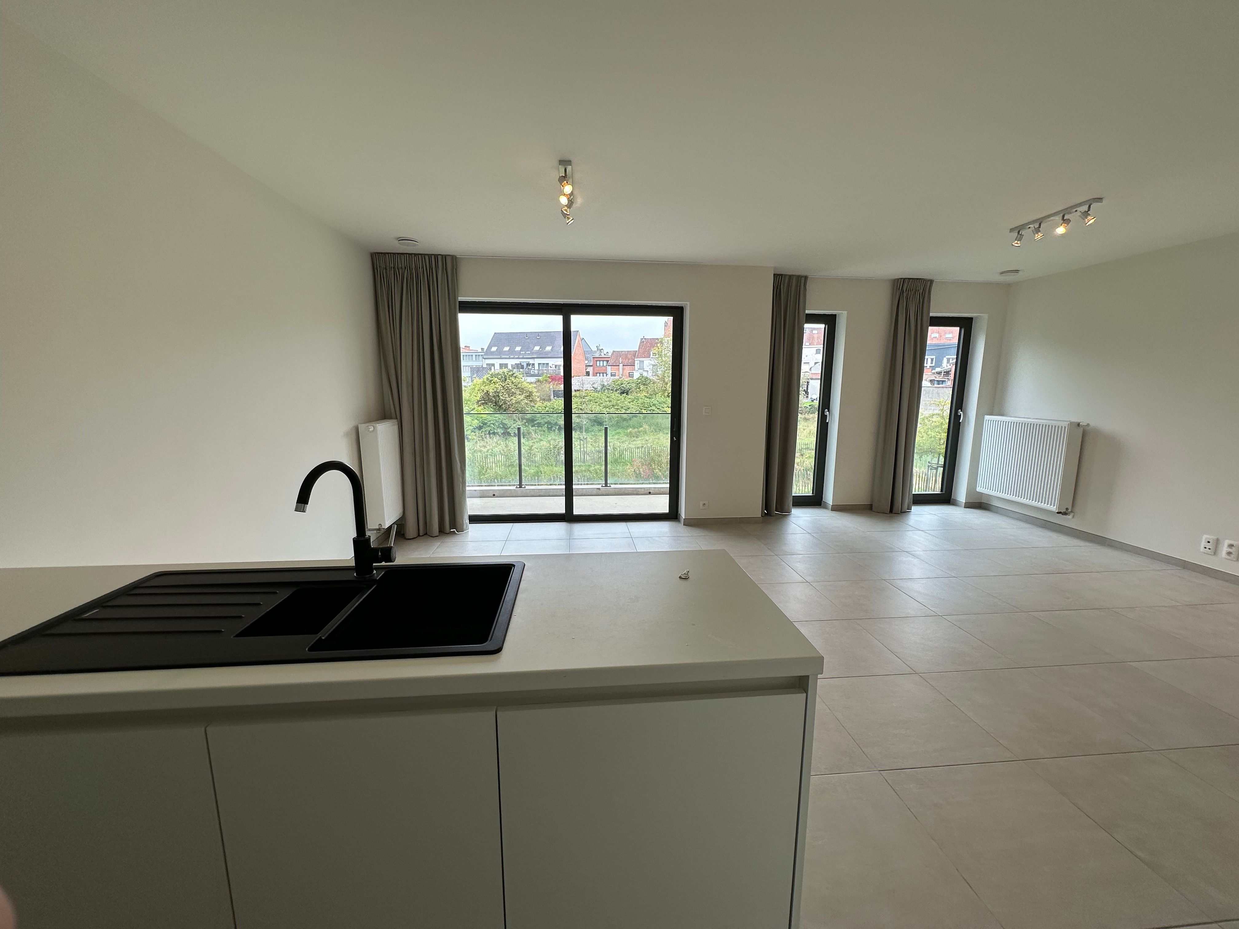 Te huur – Prachtig 2-slaapkamerappartement in Strombeek-Bever (Residentie Kloosterveld) foto 2
