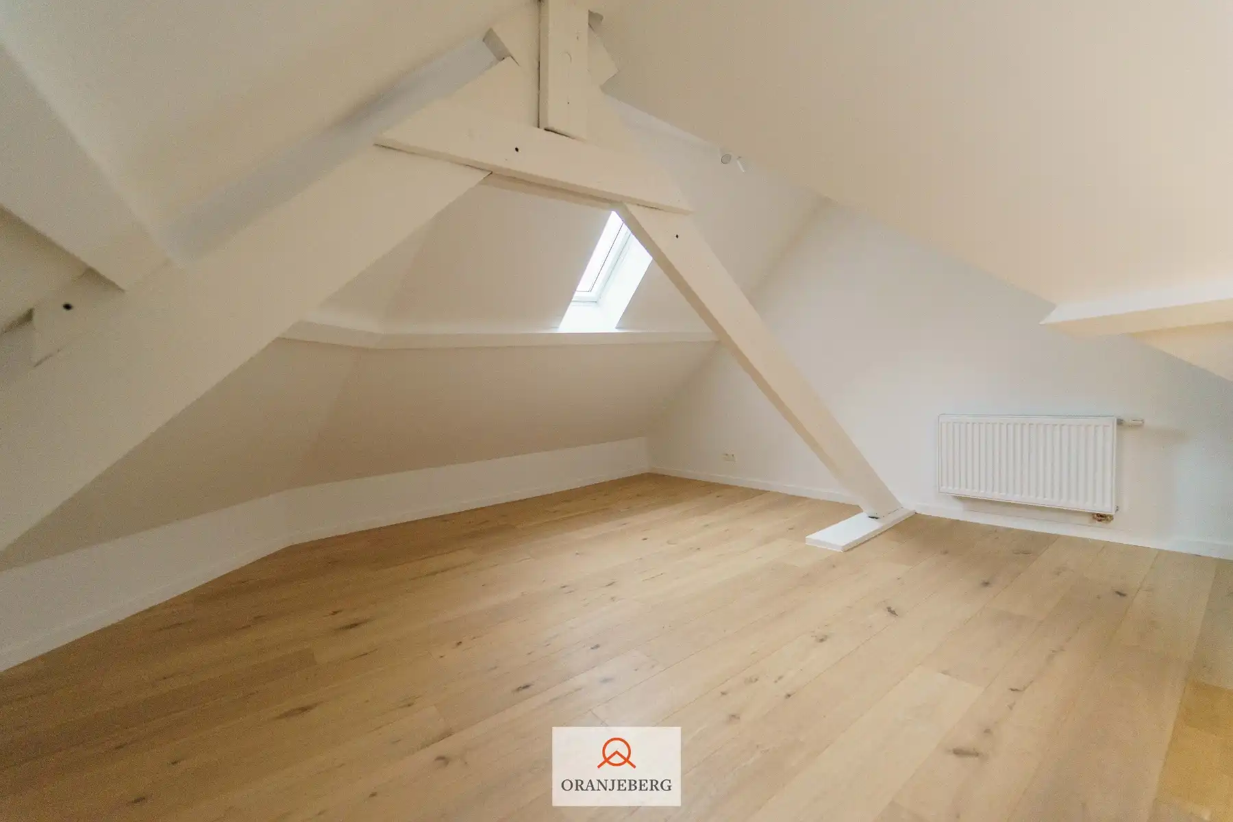 Co-housing woning met 4 leefruimtes, 4 slpk's en 4 badkamers foto 35