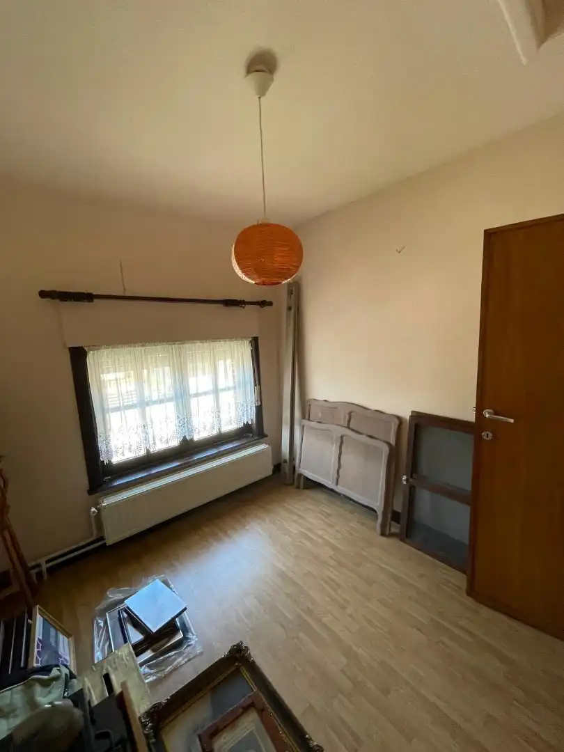 Verzorgde halfopen woning met 3 slaapkamers, garage en tuin nabij het centrum van Mol foto 18