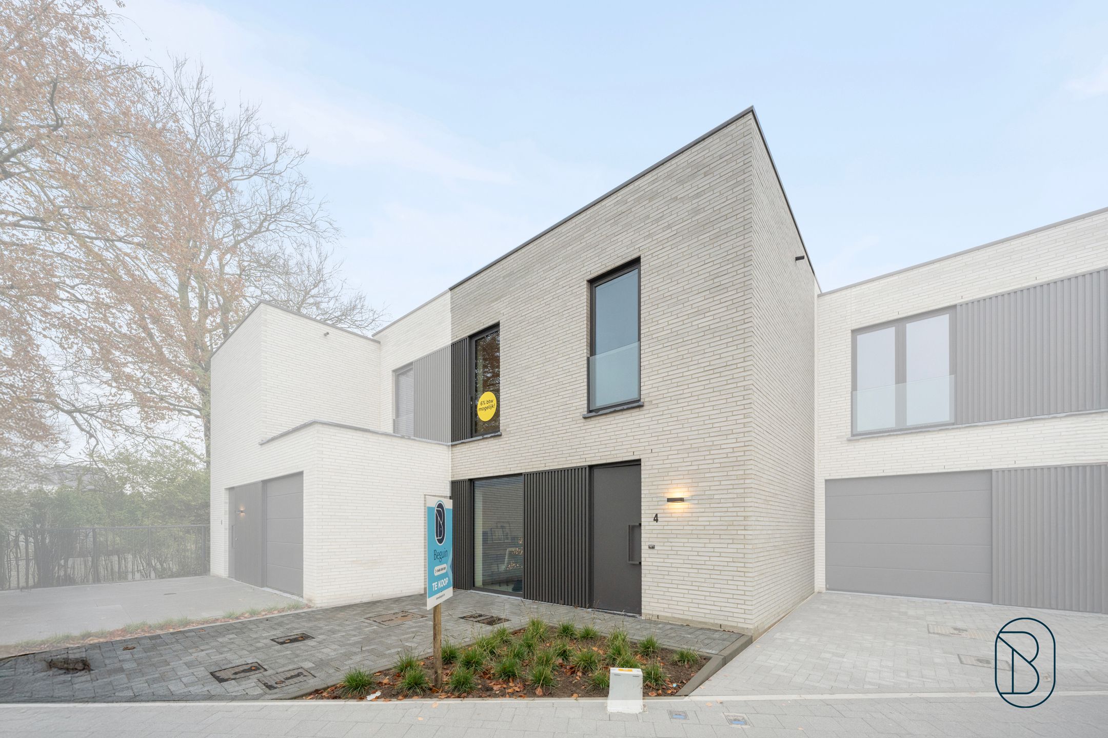 Kwalitatief afgewerkte nieuwbouw met 3 slk, E-peil 0.  foto {{pictureIndex}}