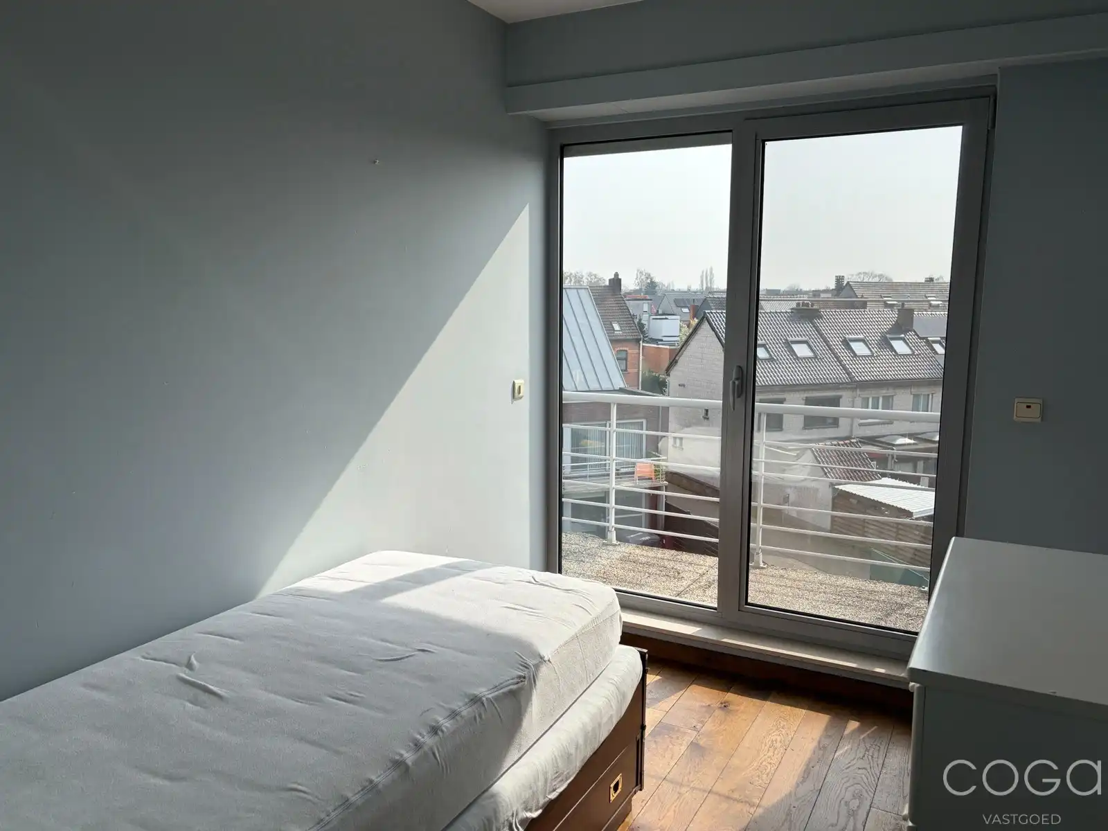 Centraal gelegen appartement met lift foto 16
