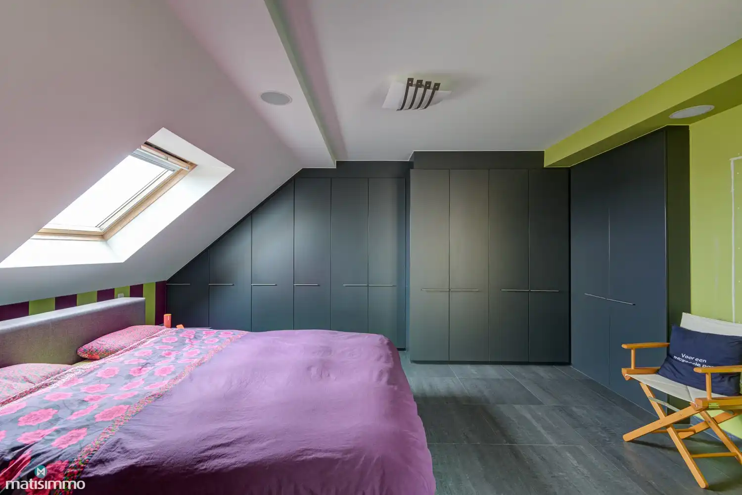 ZEER RUIM EN MODERN DUPLEXAPPARTEMENT (234M²) MET 5 SLAAPKAMERS, 2 BADKAMERS, 2 TERRASSEN, 2 KELDERS, DUBBELE GARAGE (60M²) (+ OPTIONEEL GARAGE) IN HET CENTRUM VAN LANAKEN foto 23