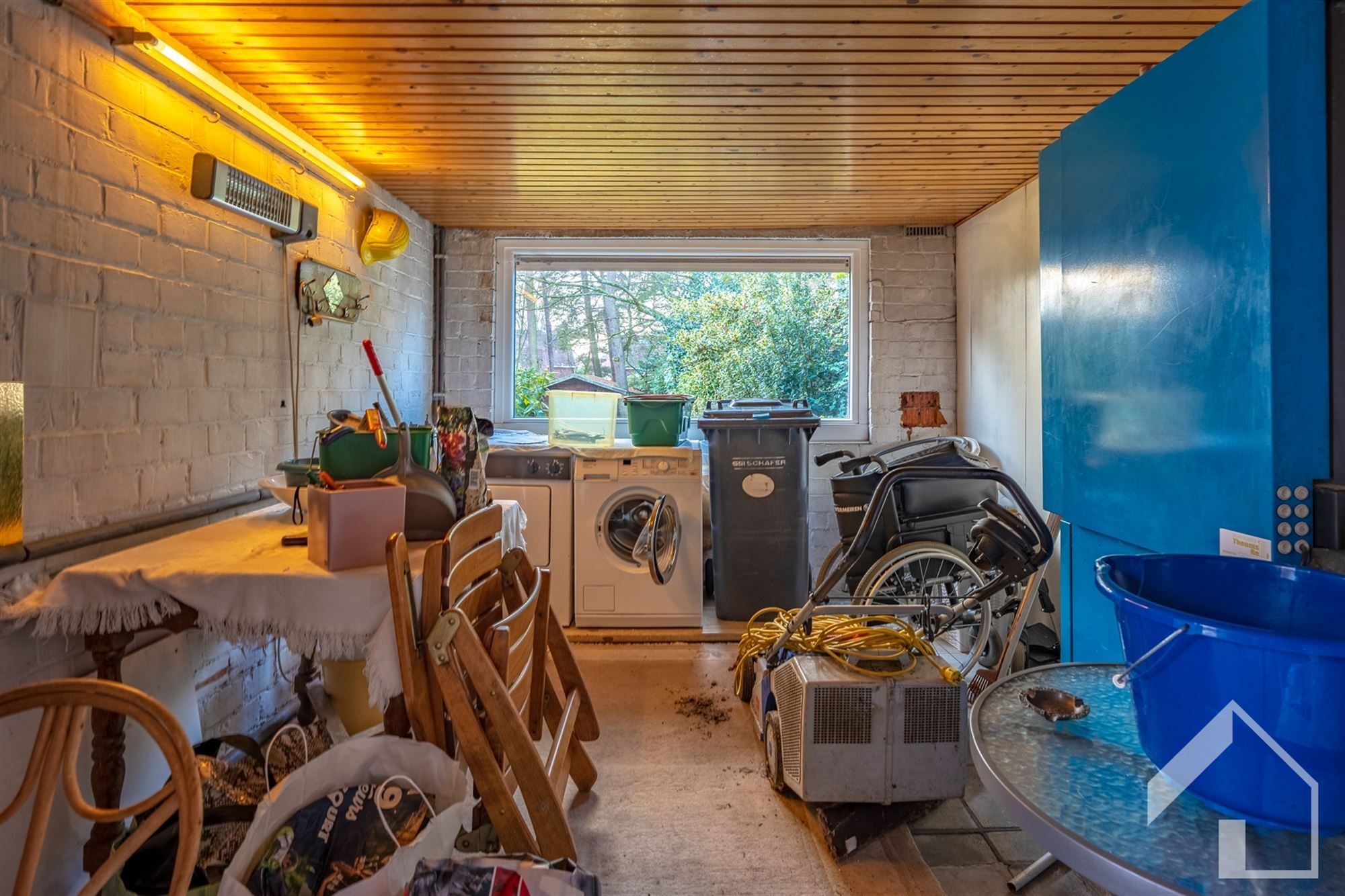 Gezinswoning met 4 ruime slaapkamers, garage en leuke tuin foto 21