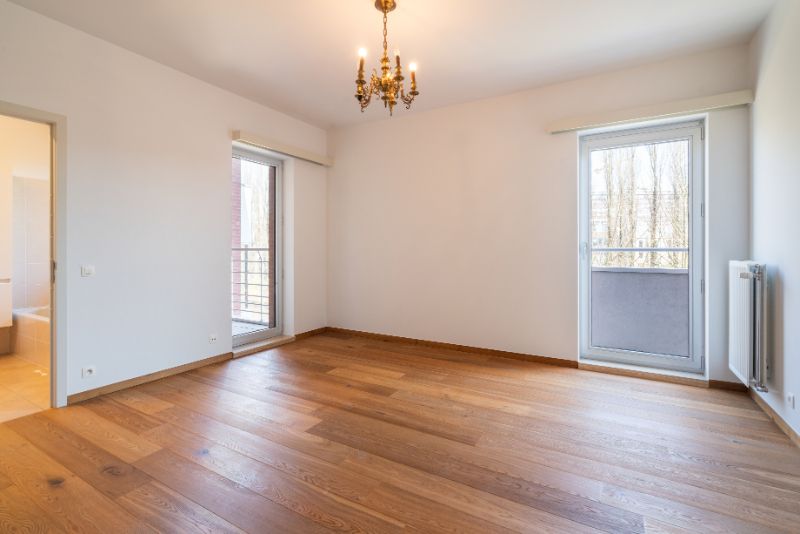 --- NIEUW --- Zeer ruim, energiezuinig appartement met mooi zicht op de Schelde. foto 16