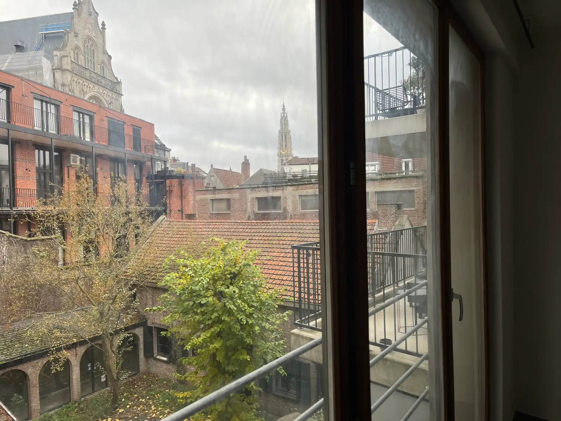 Gezellig 1-slaapkamer appartement in hartje Antwerpen foto 9