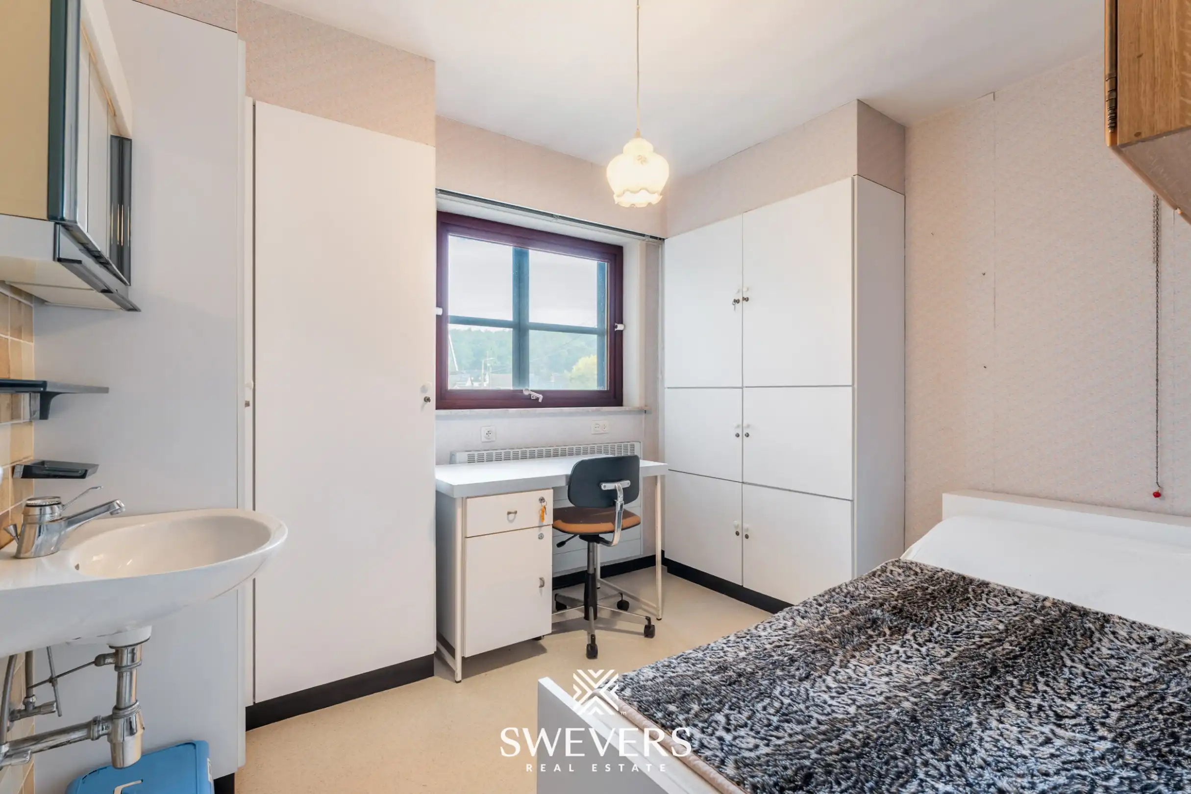 Charmante, te renoveren woning op een knap perceel van 22a in Paal foto 14