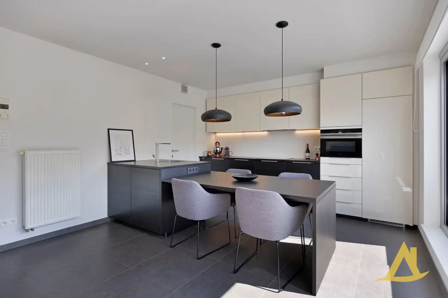ENERGIEZUINIG APPARTEMENT MET AUTOSTAANPLAATS TE DIEST! foto 9