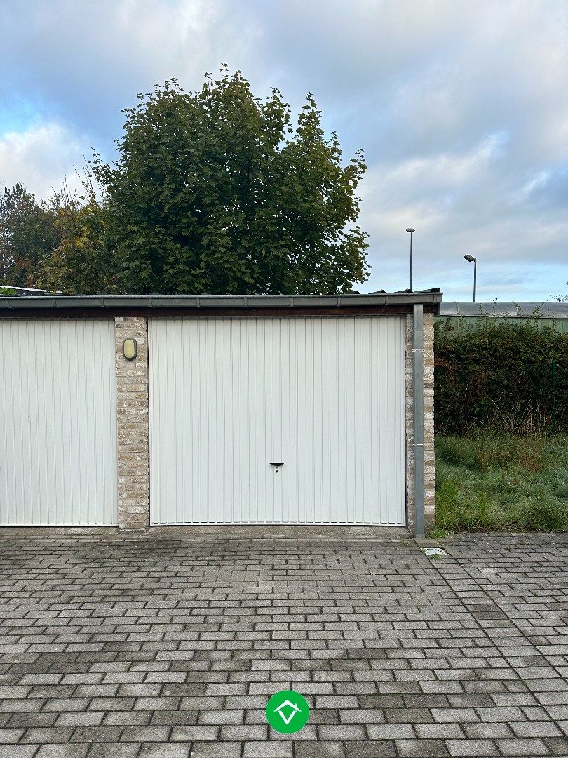 garage te huur te Koekelare foto {{pictureIndex}}