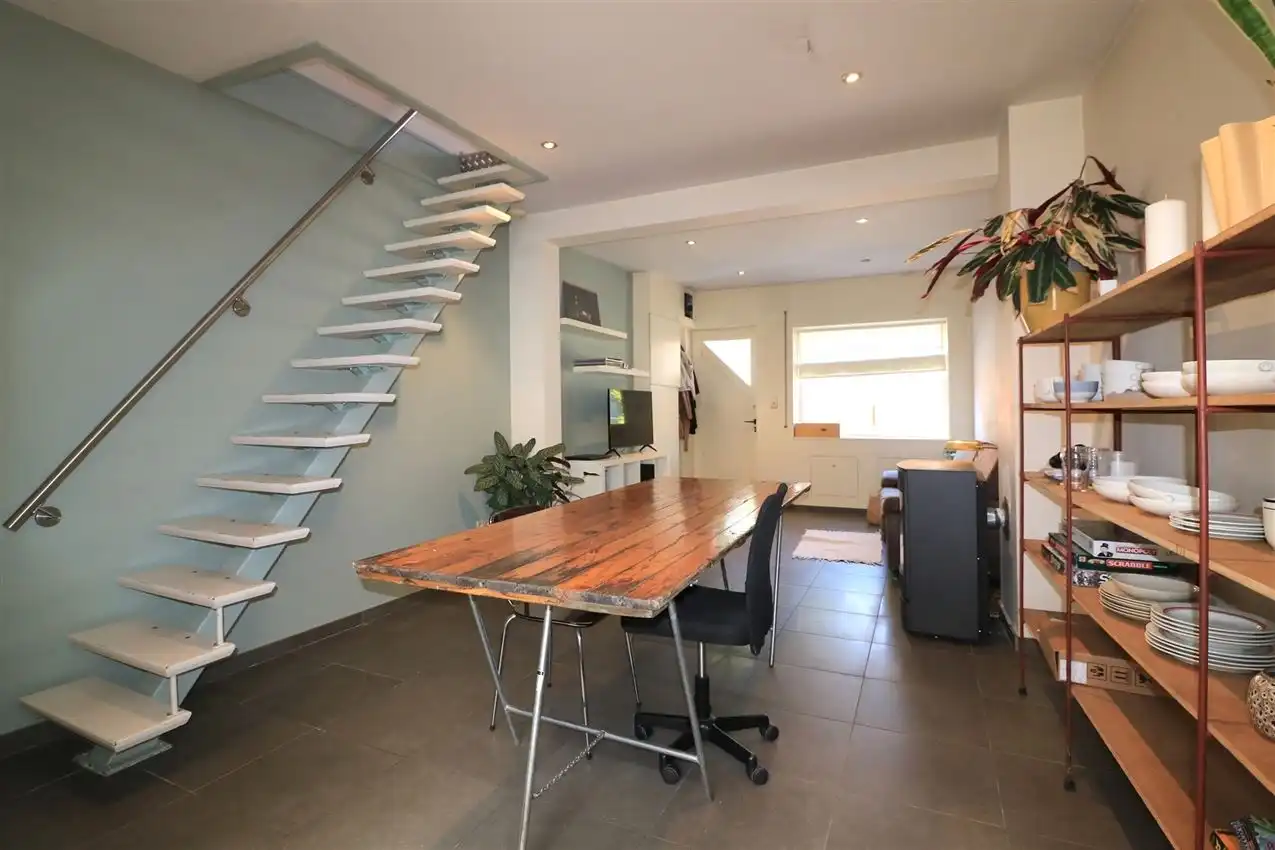 Stadswoning met 3 slpk., toffe keuken en binnenplaats   foto 17