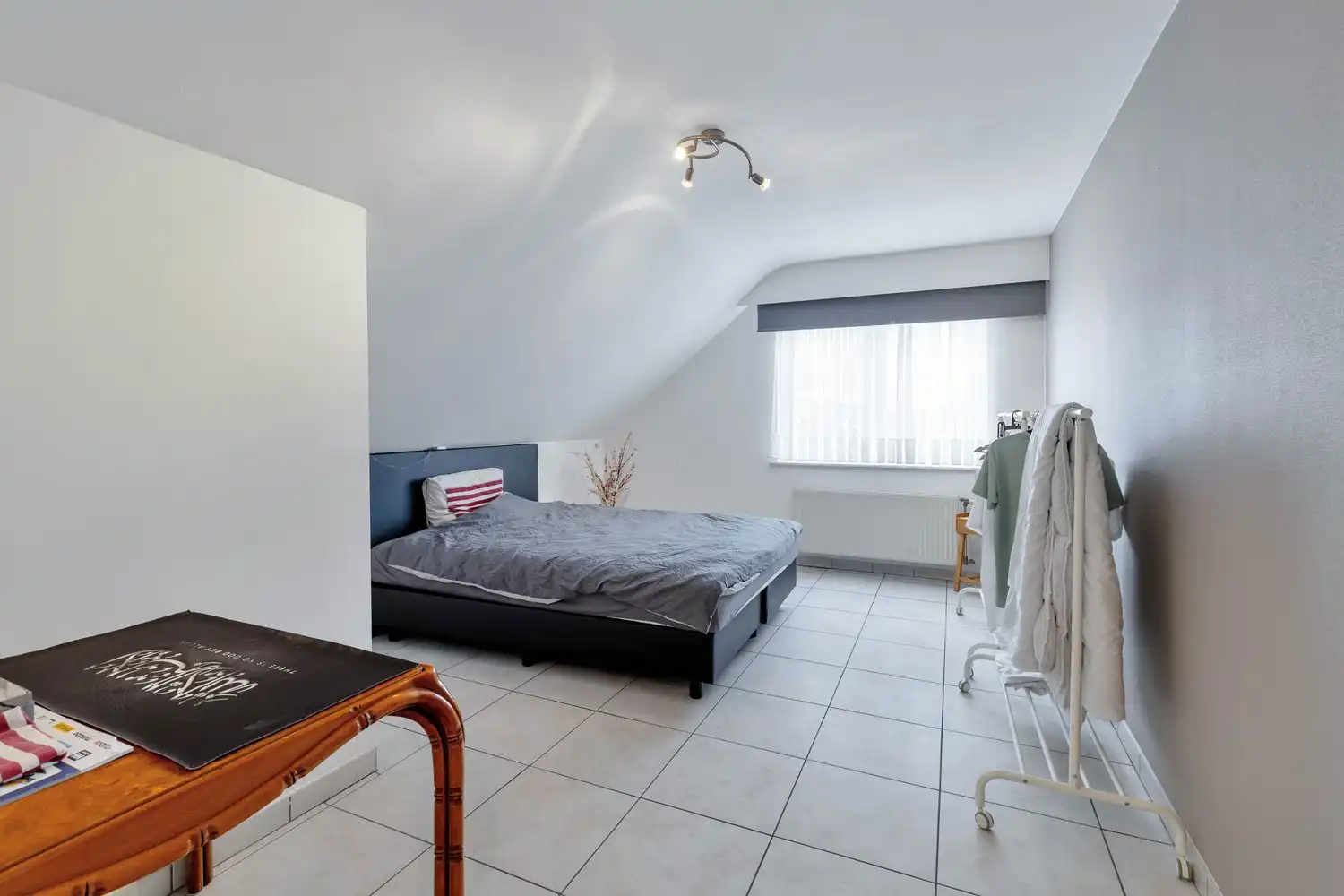 Ruime duplex met 3 slaapkamers, extra (slaap)kamer én privatieve garagebox in Koersel foto 11