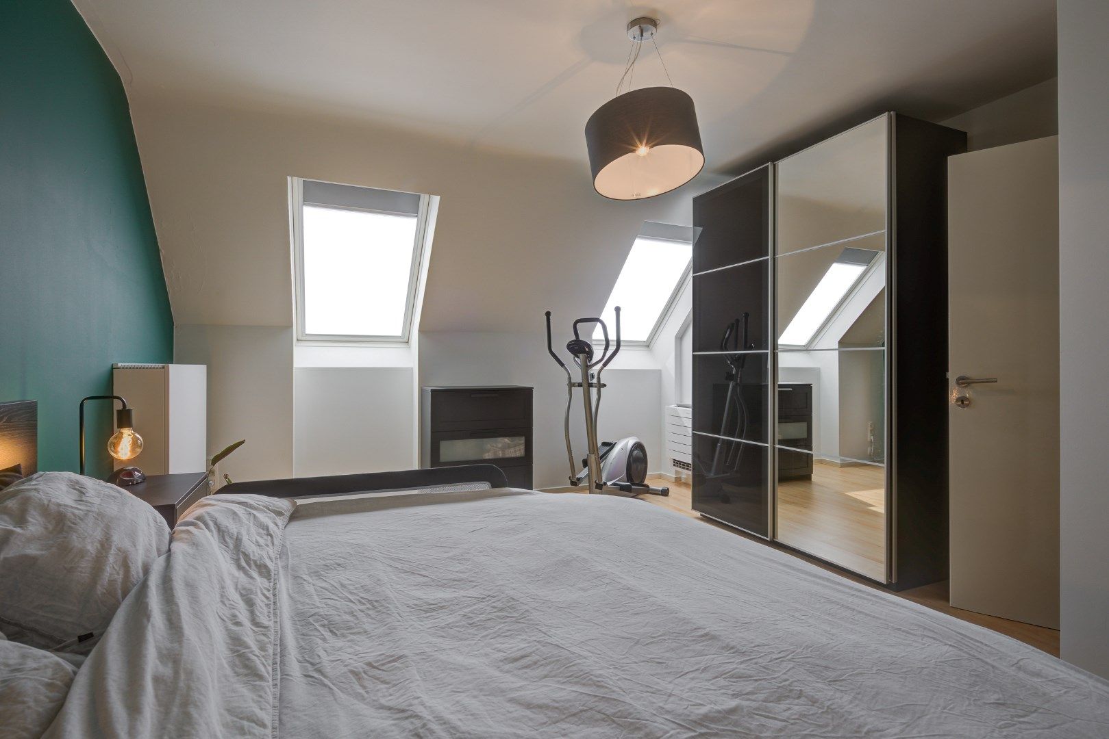 Instapklaar, ruim appartement te koop in centrum van Hamont! foto 17