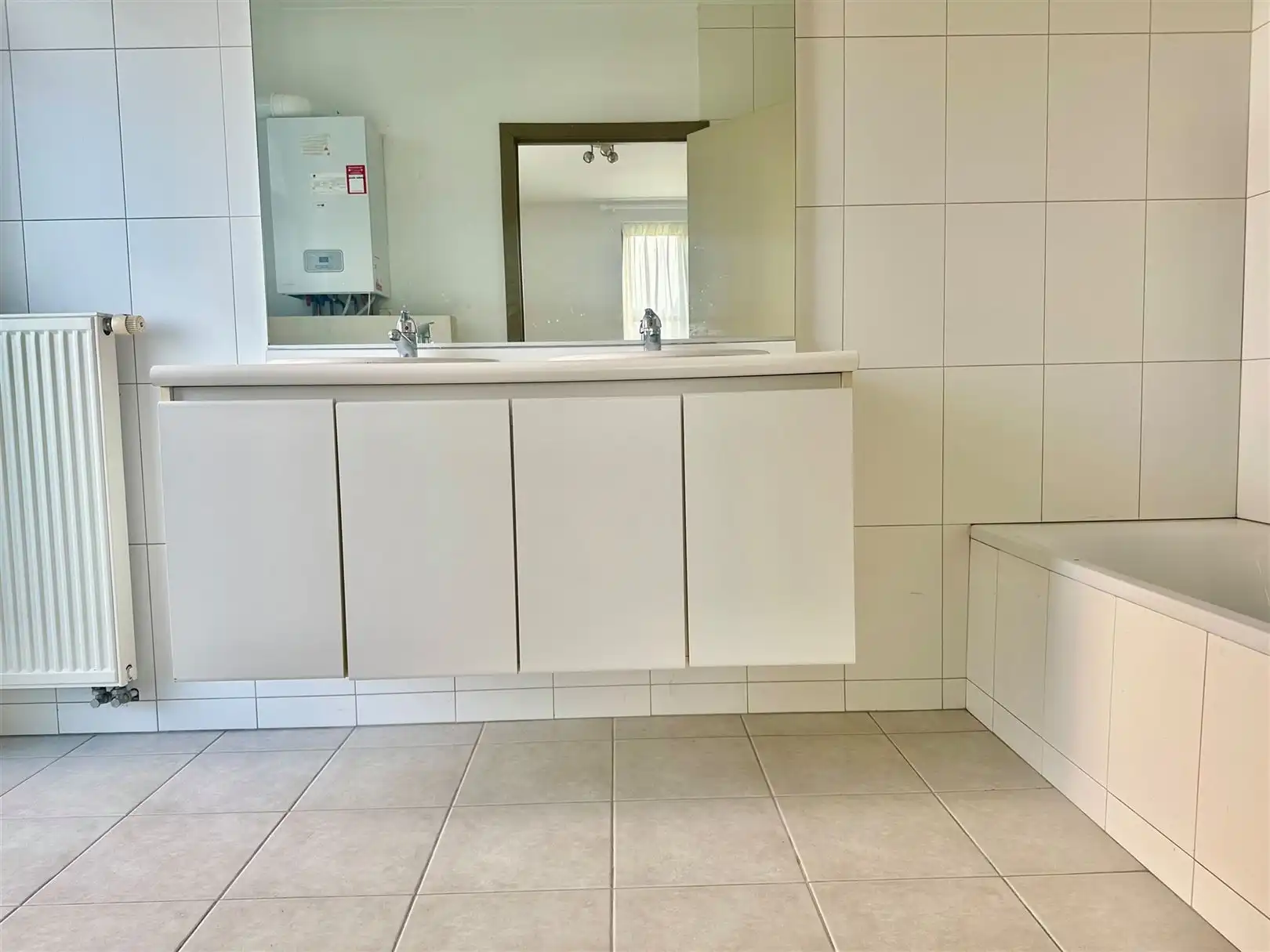 Gelijkvloers appartement TE HUUR in Oudenaarde. foto 9