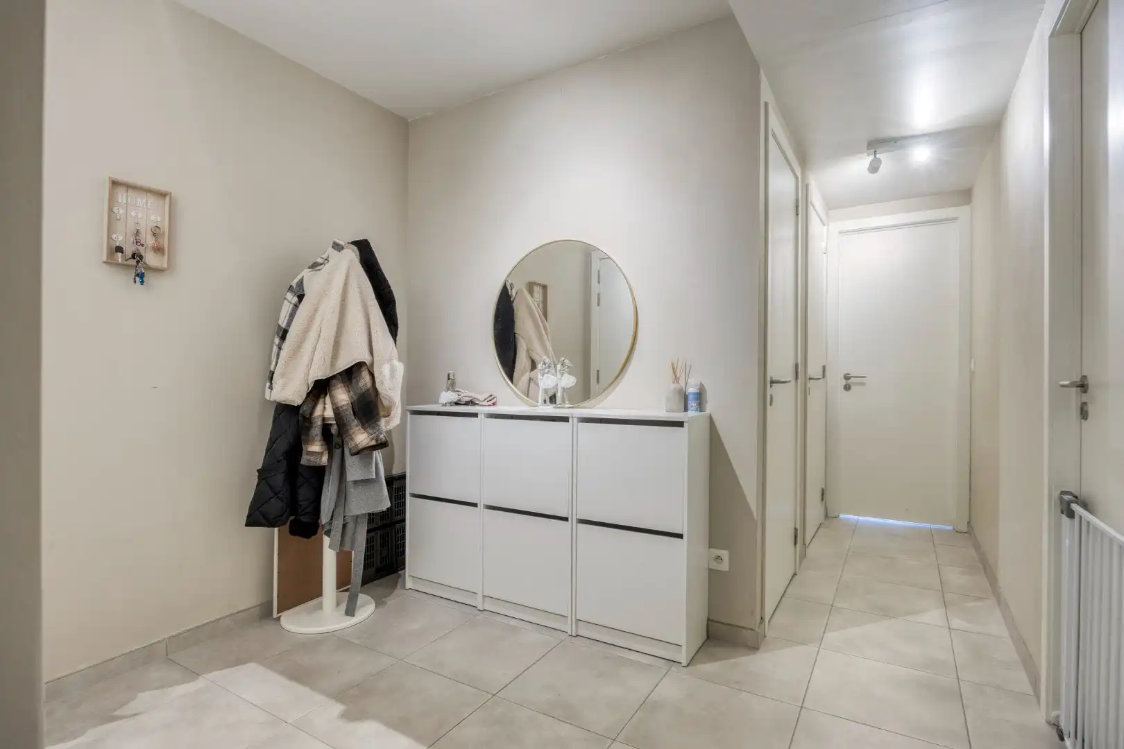 Recent (2023) gelijkvloers hoekappartement met 2 slpks en autostaanplaats te OLV Olen ! foto 19