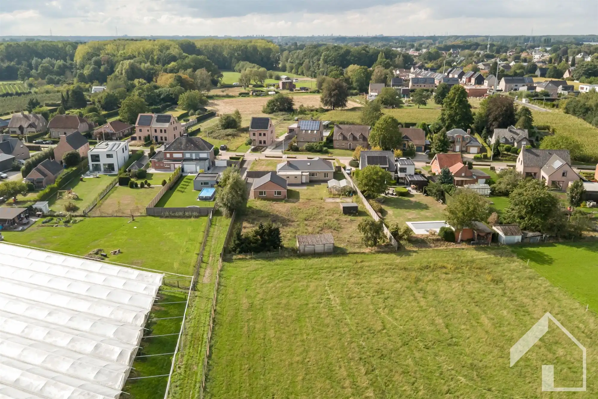 Gerenoveerde laagbouwwoning op 2984m2 foto 18
