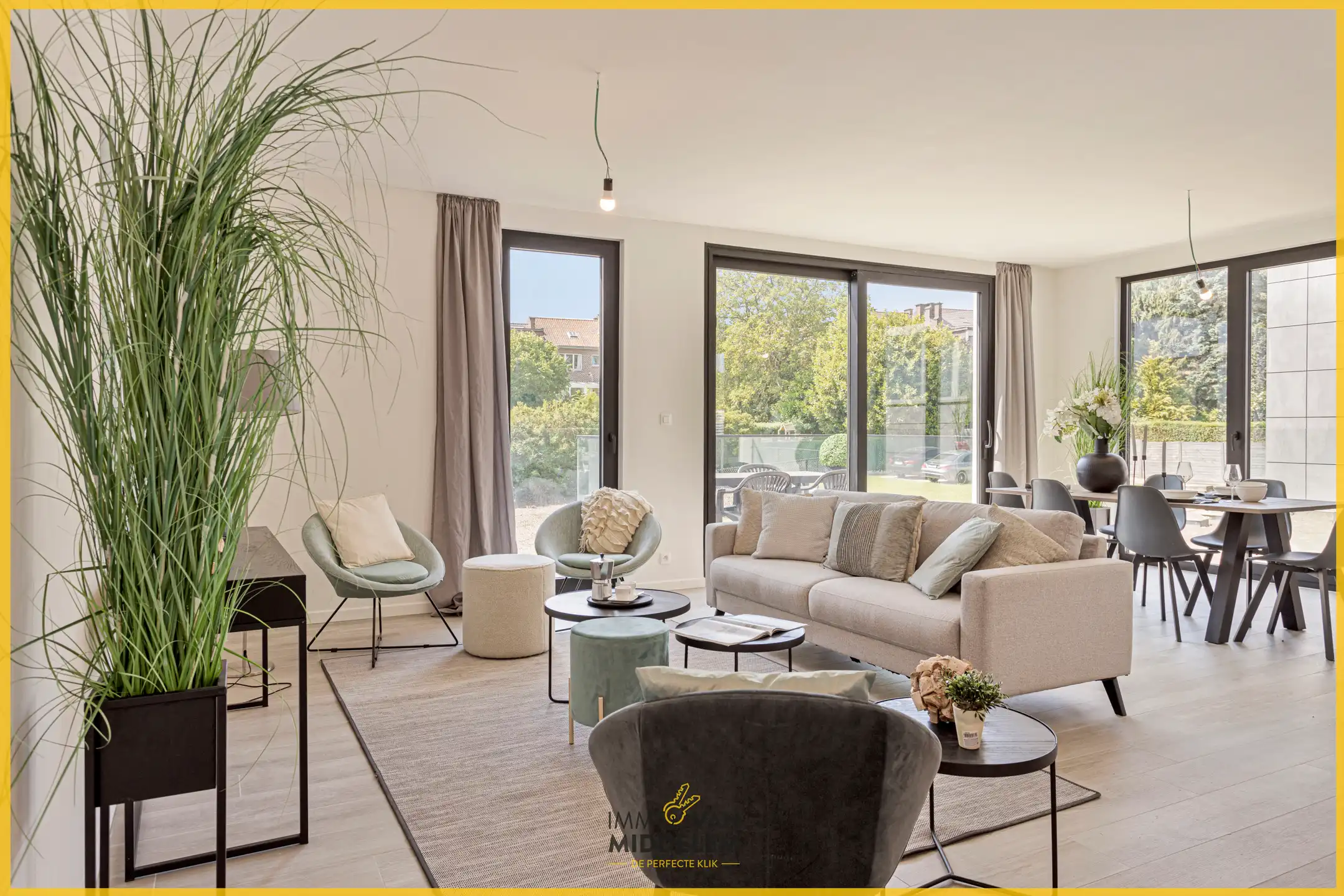 RUIM INSTAPKLAAR NIEUWBOUWAPPARTEMMENT MET 3 KAMERS foto {{pictureIndex}}