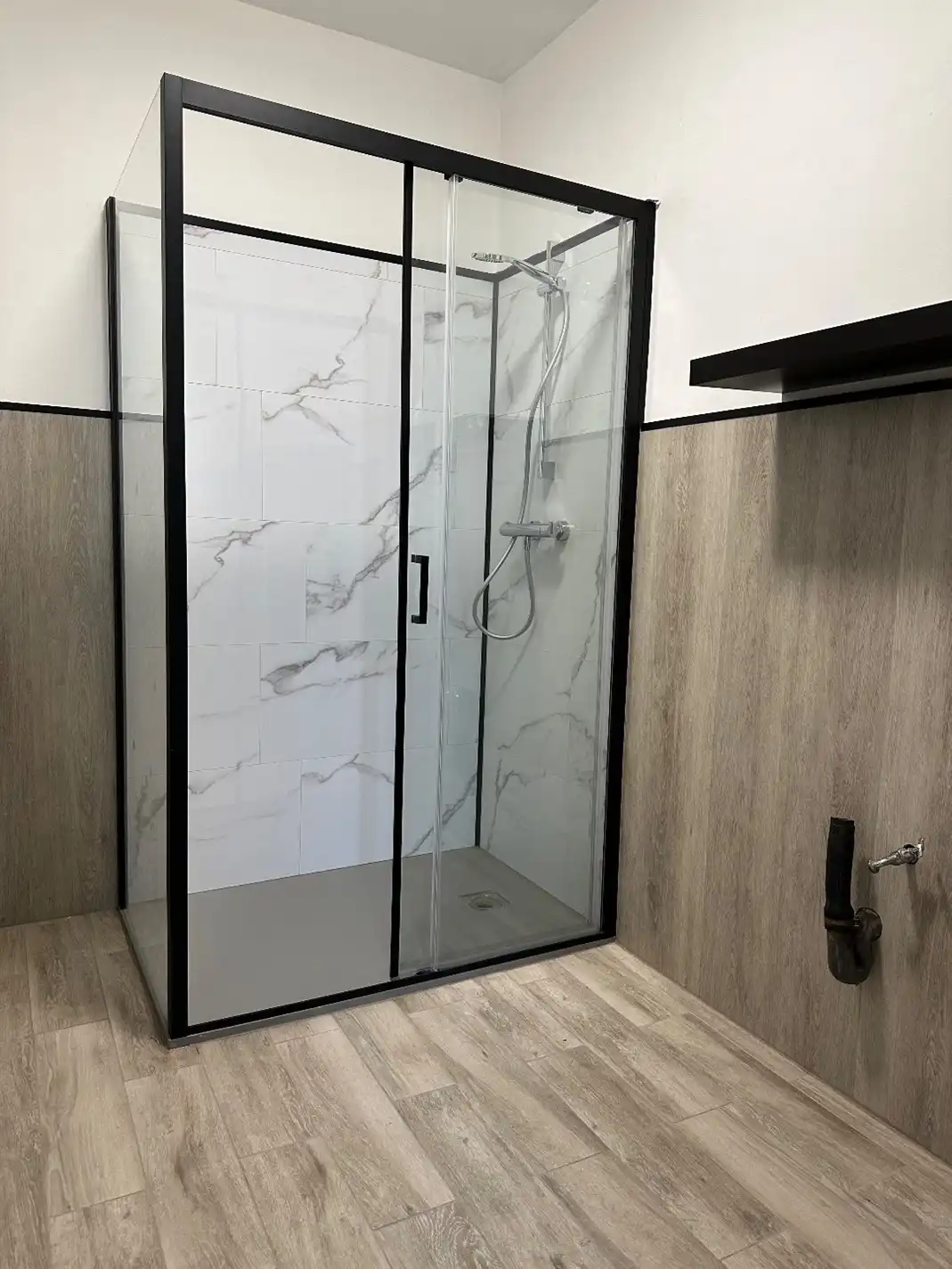 Instapklaar appartement met 2 slaapkamers te Aartrijke foto 9