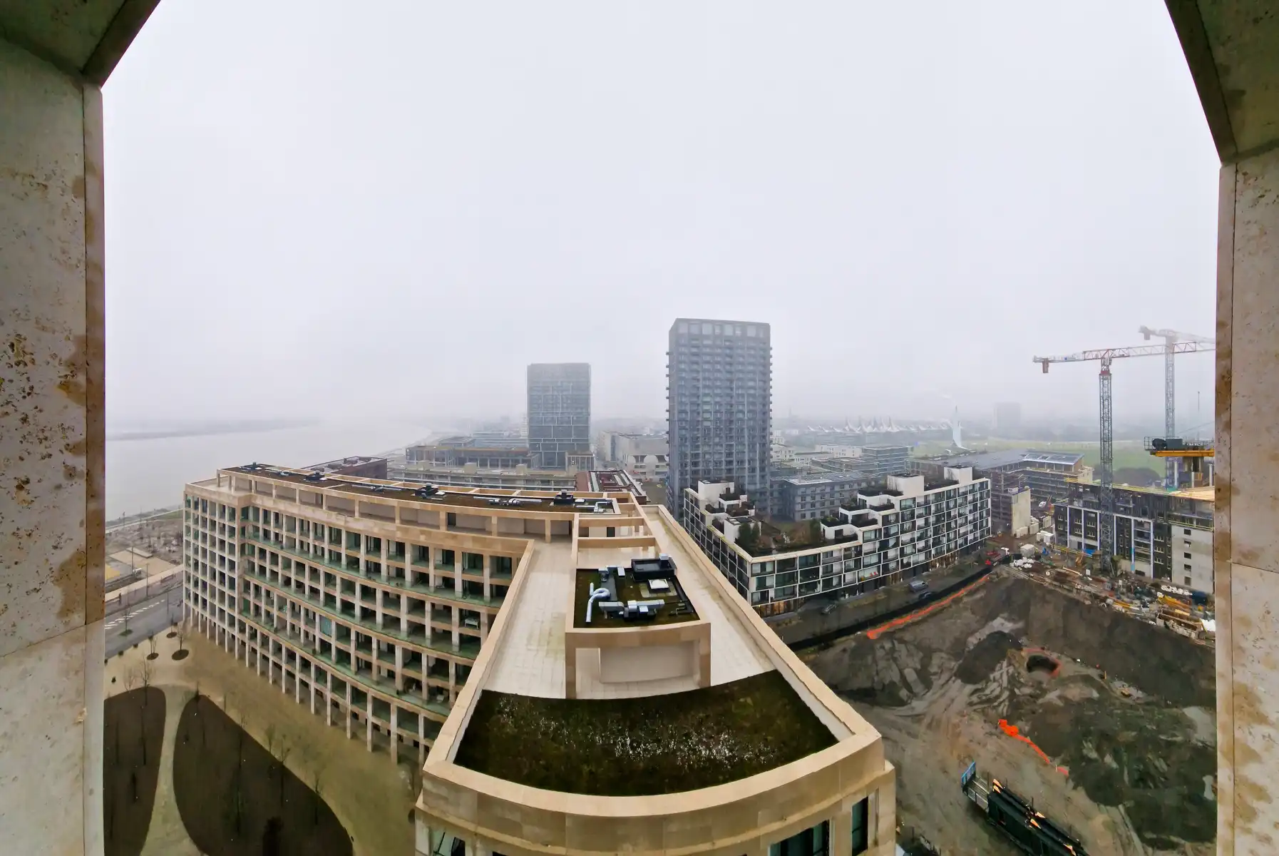1-slpk app. met terras en zicht op Schelde foto 5